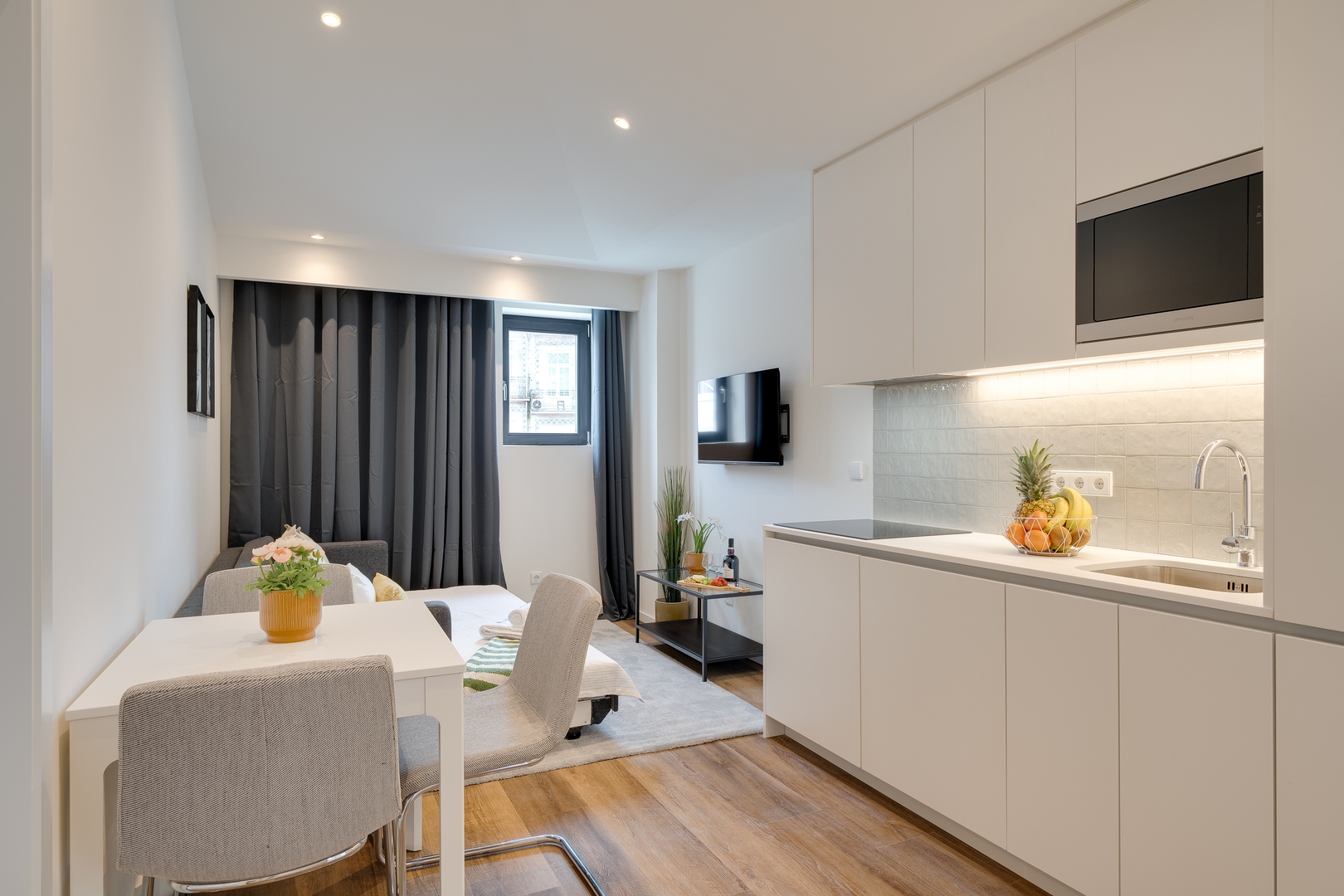 Stylish Comfort at Marquesa Palace by HostWise 11 Host Wise Booking