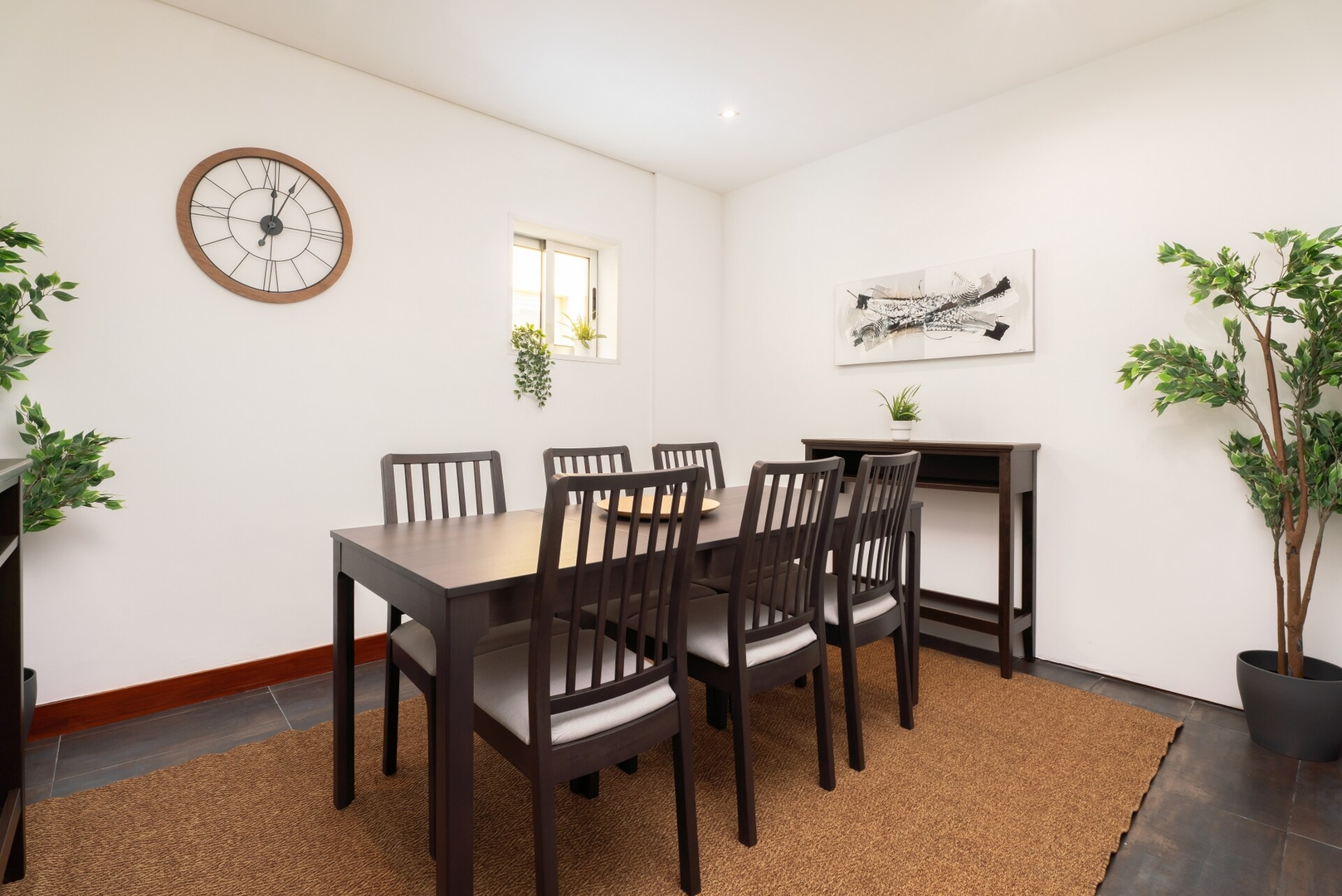 Host Wise - Charming Spacious Duplex House 46 Host Wise Booking
