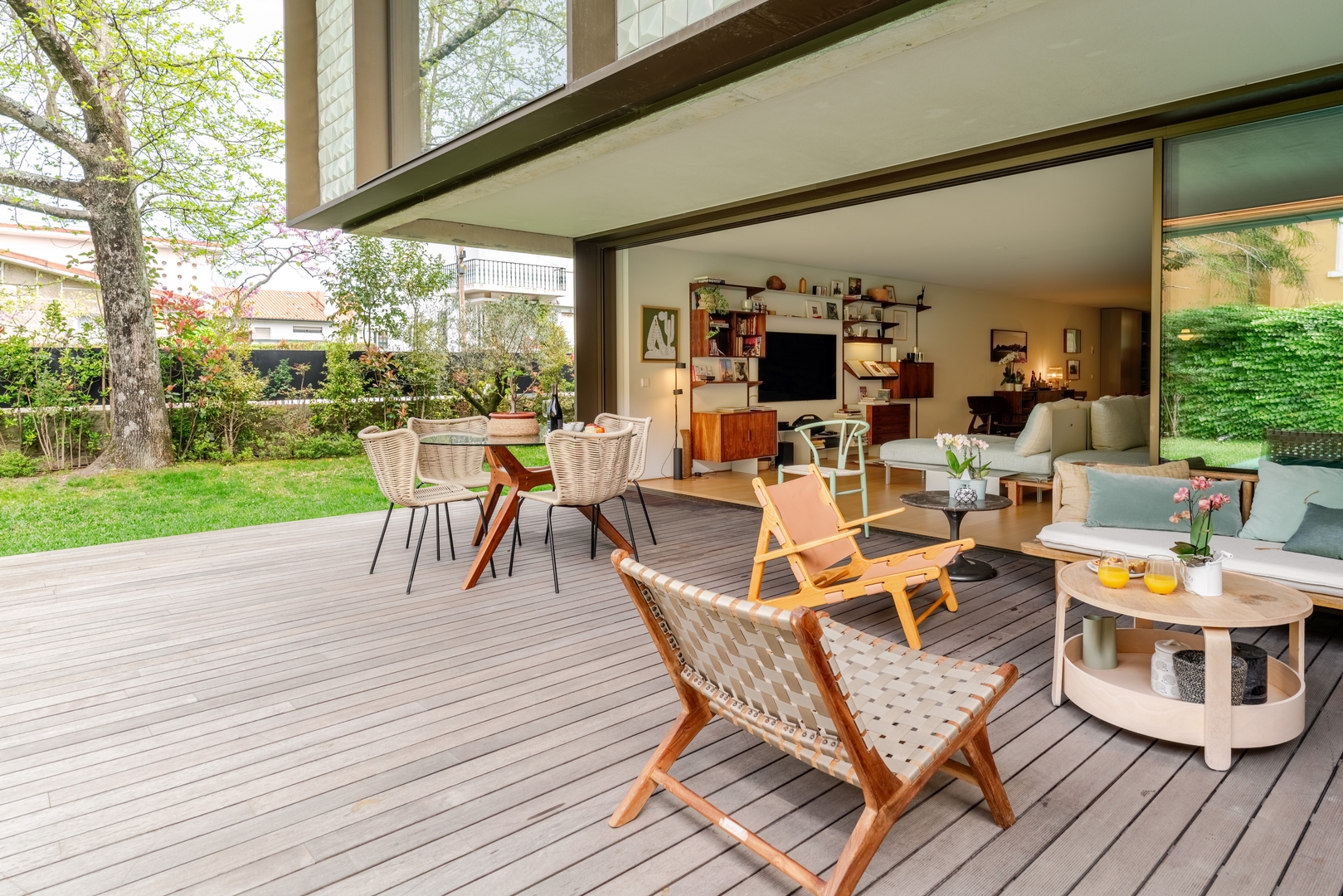 Grand Villa w/ Pool, Garden & Garage by HostWise 25 Host Wise Booking