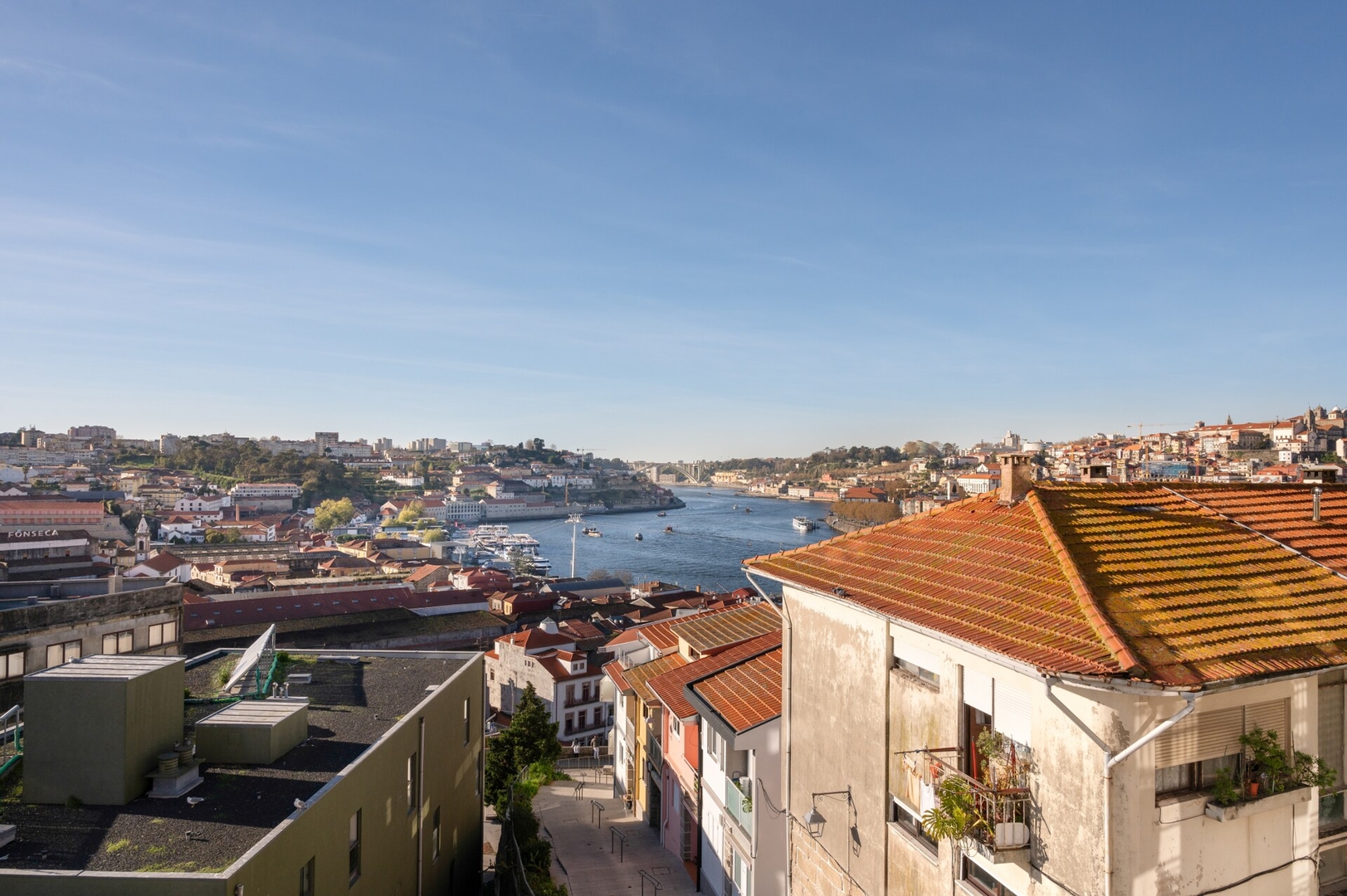 Host Wise - Fervença Boutique Palace 11 6 Host Wise Booking