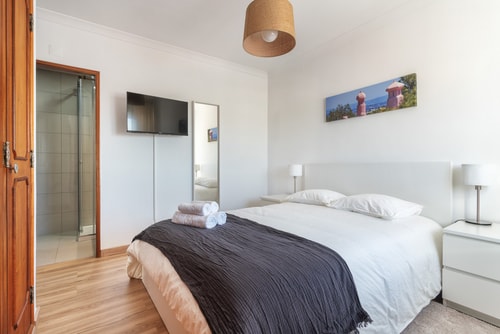Spacious & Sunny Flat | Loulé by HostWise Host Wise Booking
