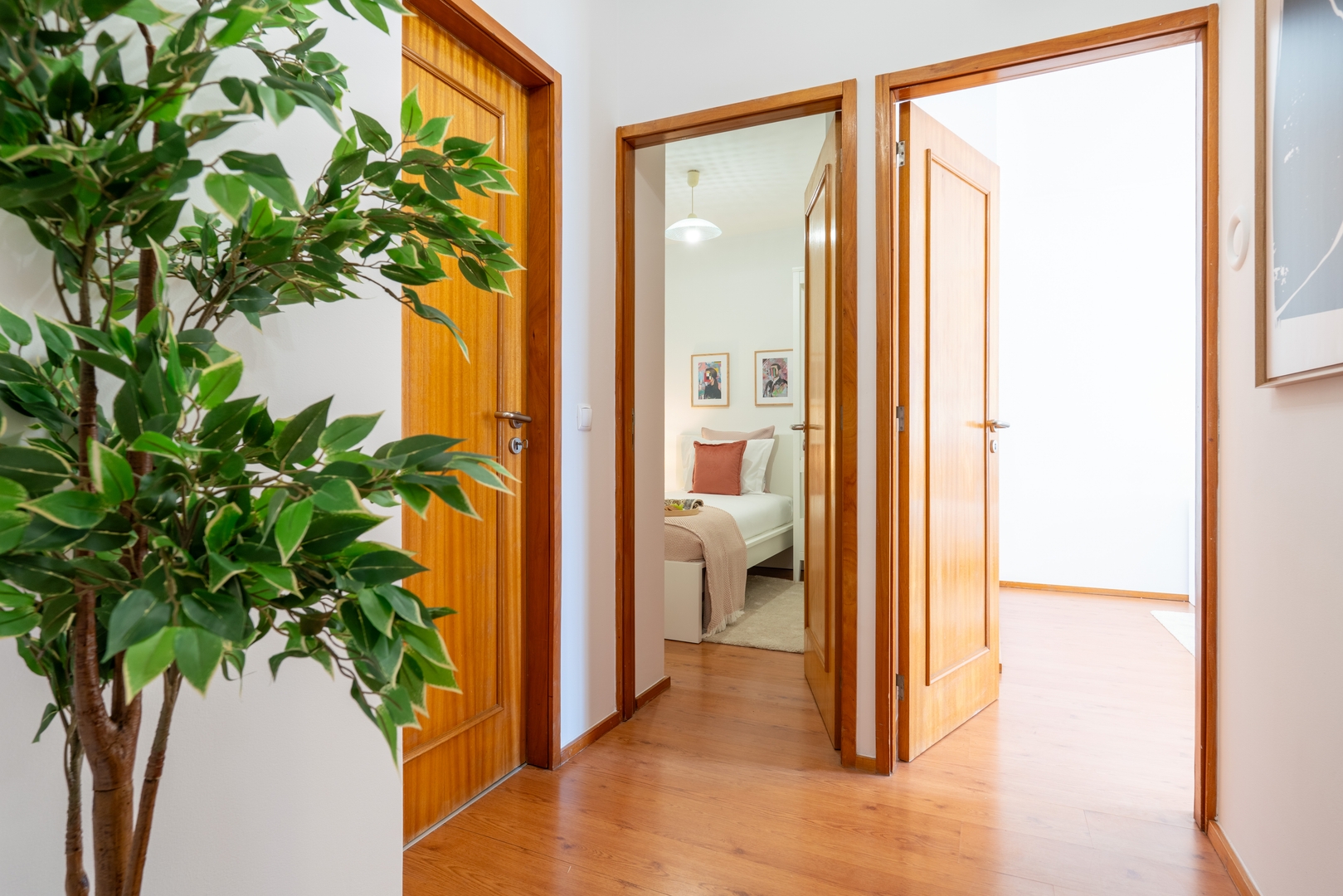 Bright Flat with Balcony & Garage by HostWise 32 Host Wise Booking