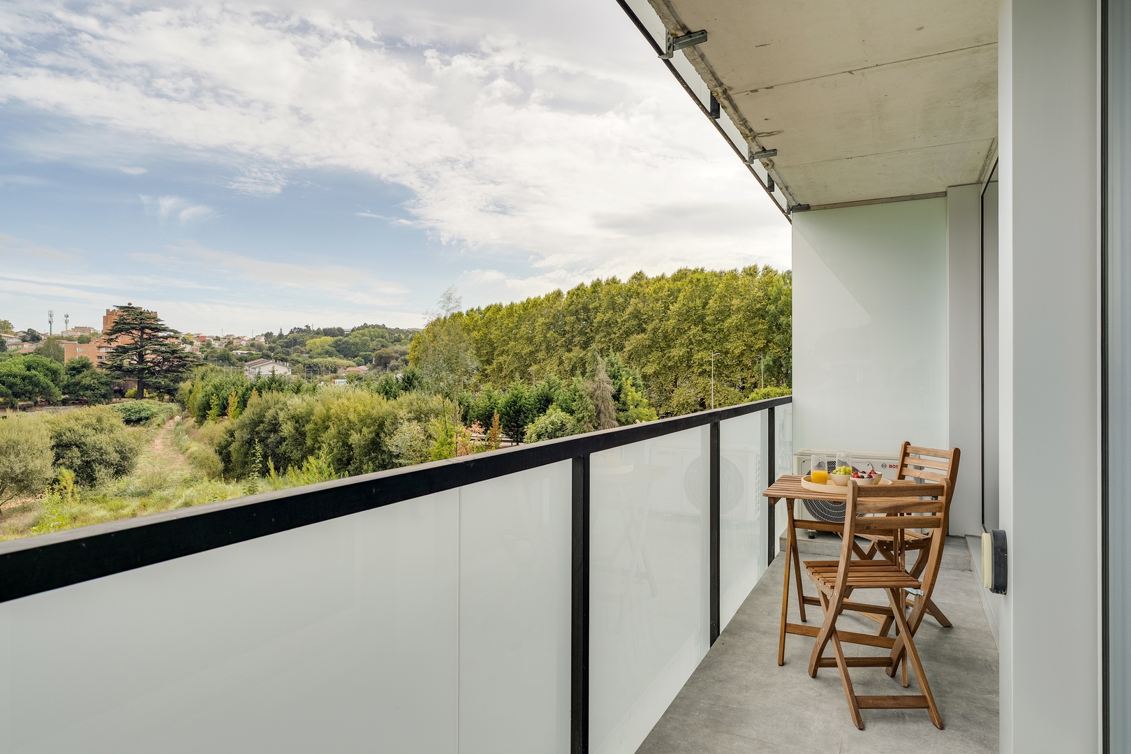 Lovely Flat w/ Balcony, Pool & Garage by HostWise 3 Host Wise Booking