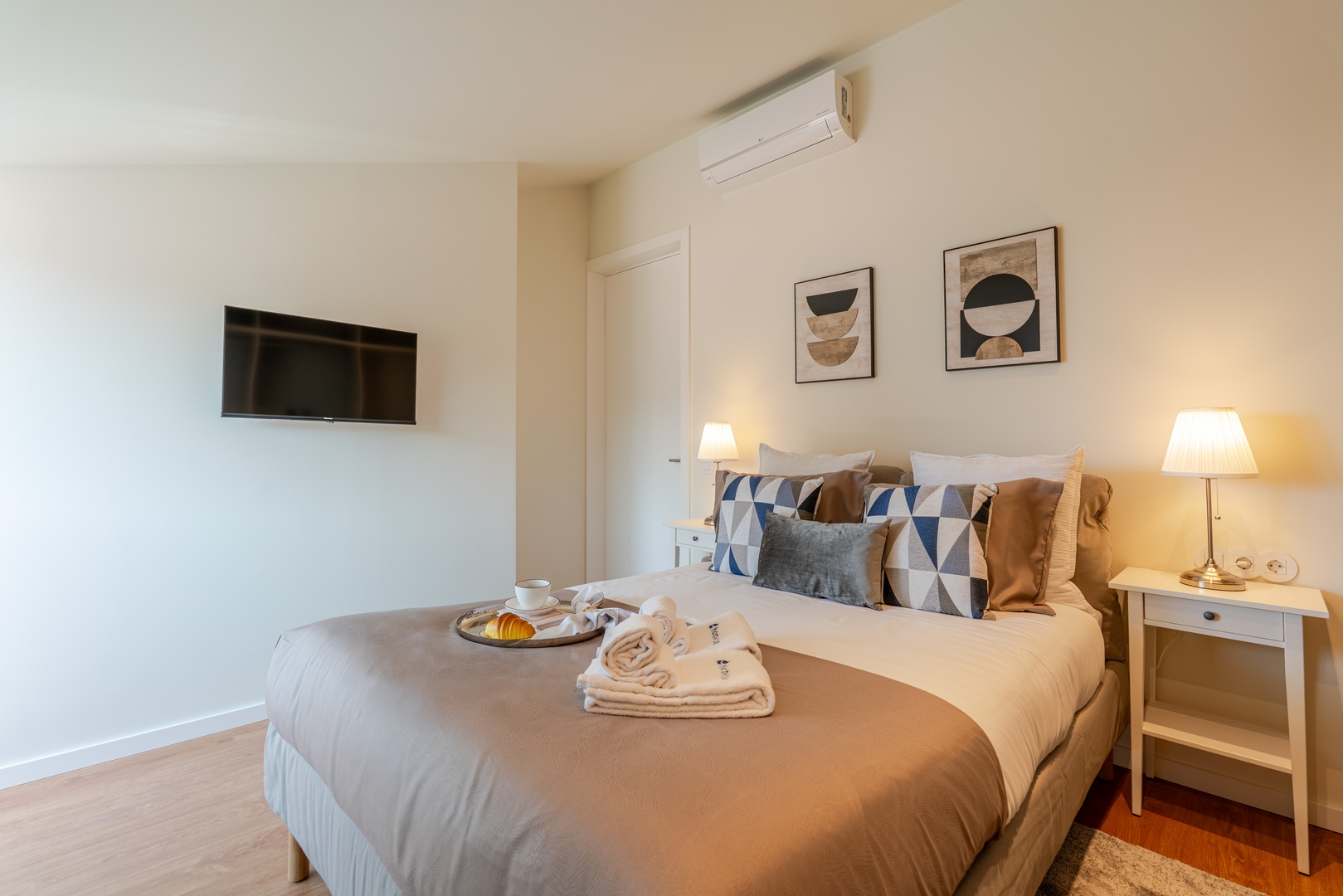 Modern Family Flats w/ Terrace by HostWise 72 Host Wise Booking