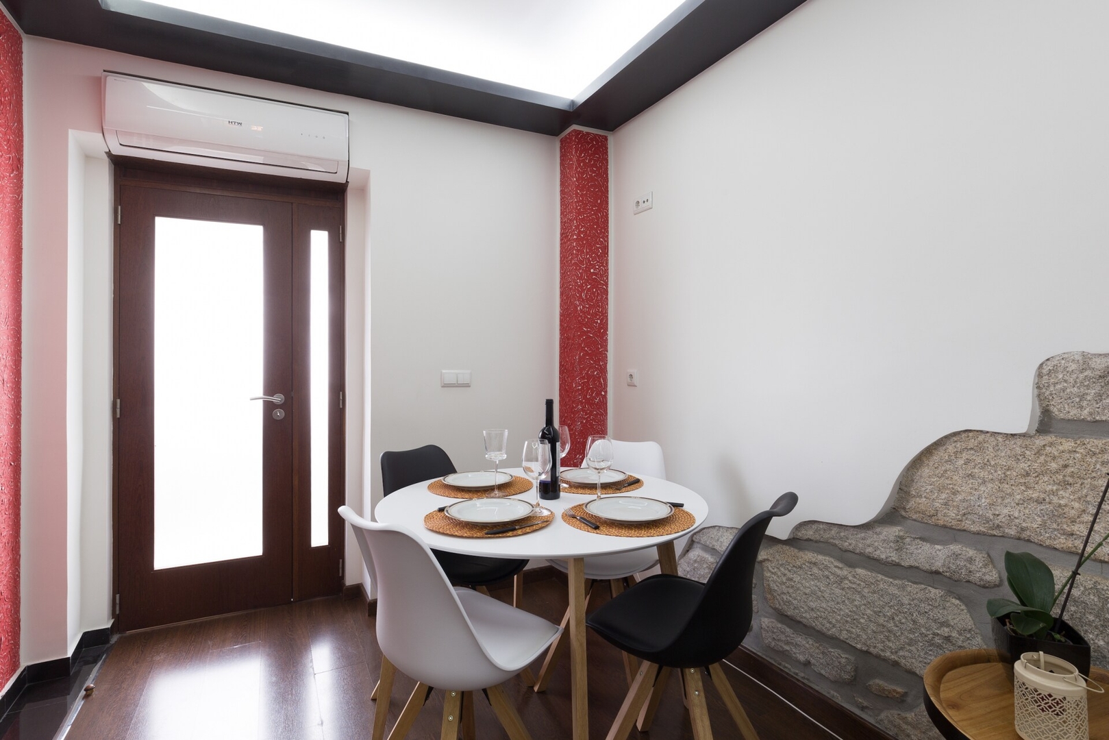 HostWise - Spacious Central Flat w/ Netflix 13 Host Wise Booking