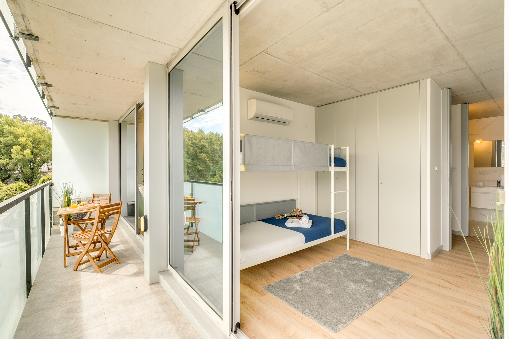 Premium Flat w/ Balcony, Pool & Garage by HostWise 18 Host Wise Booking