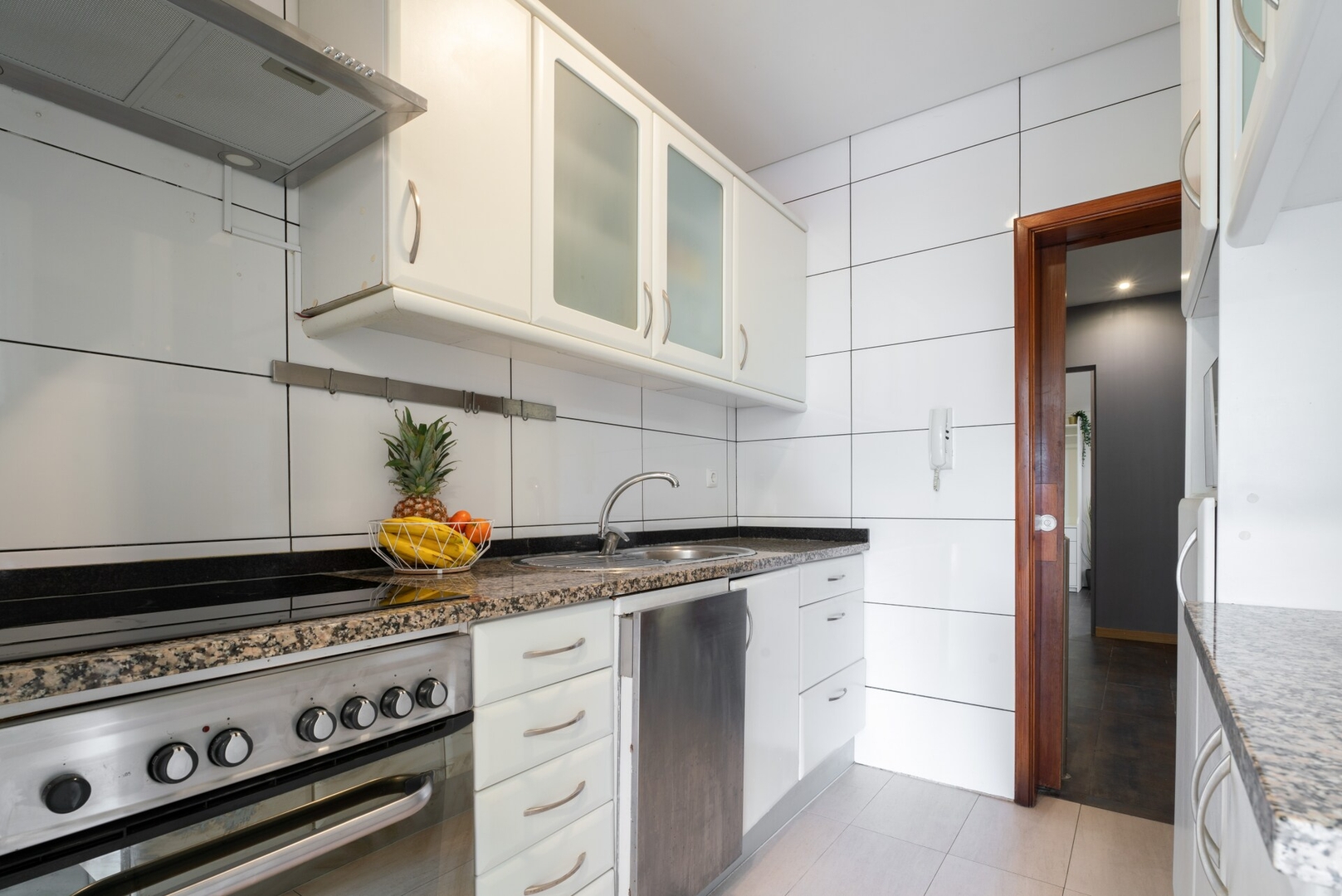 Host Wise - Charming Spacious Duplex House 28 Host Wise Booking