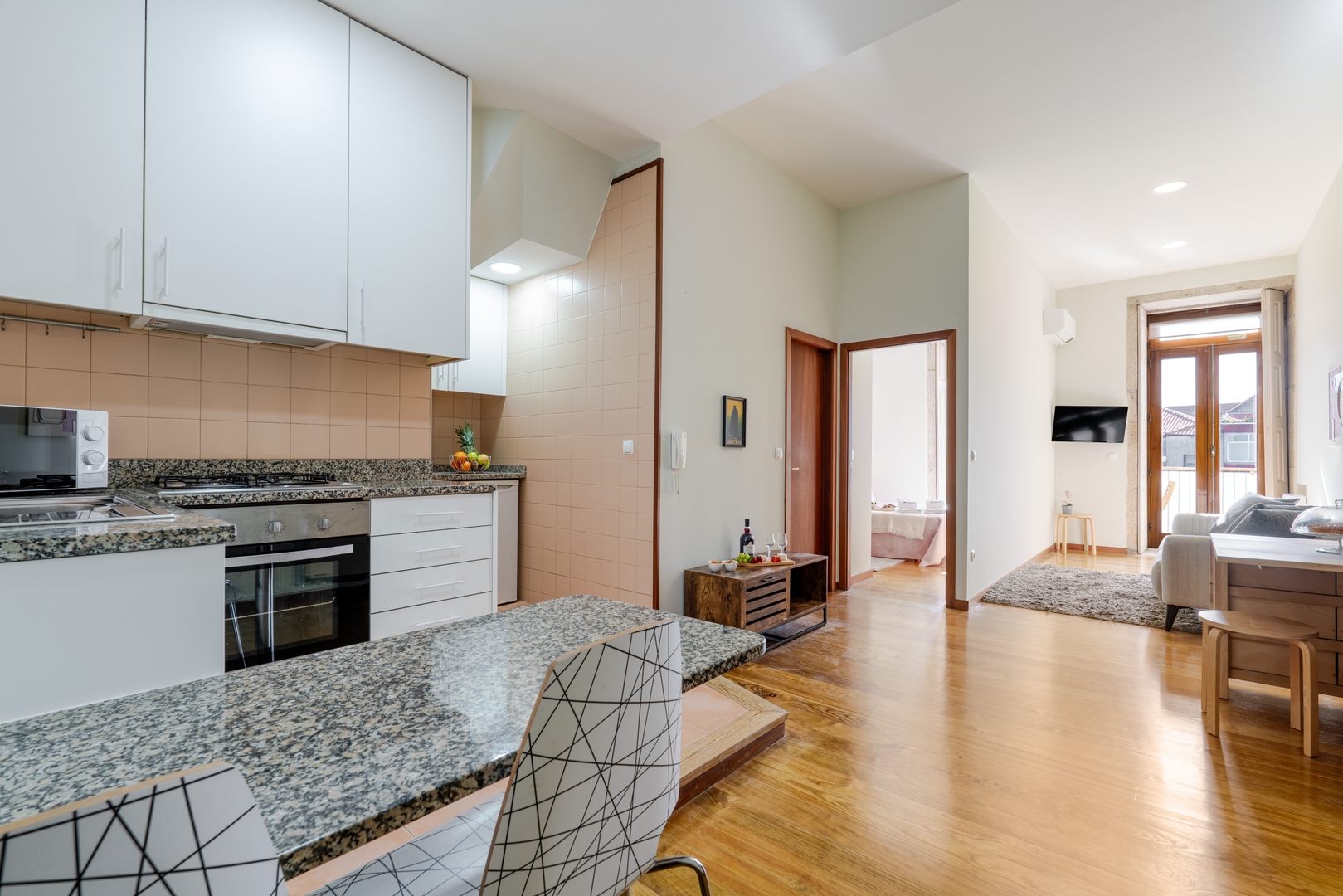 Twin Picaria Balcony Suites by HostWise 14 Host Wise Booking