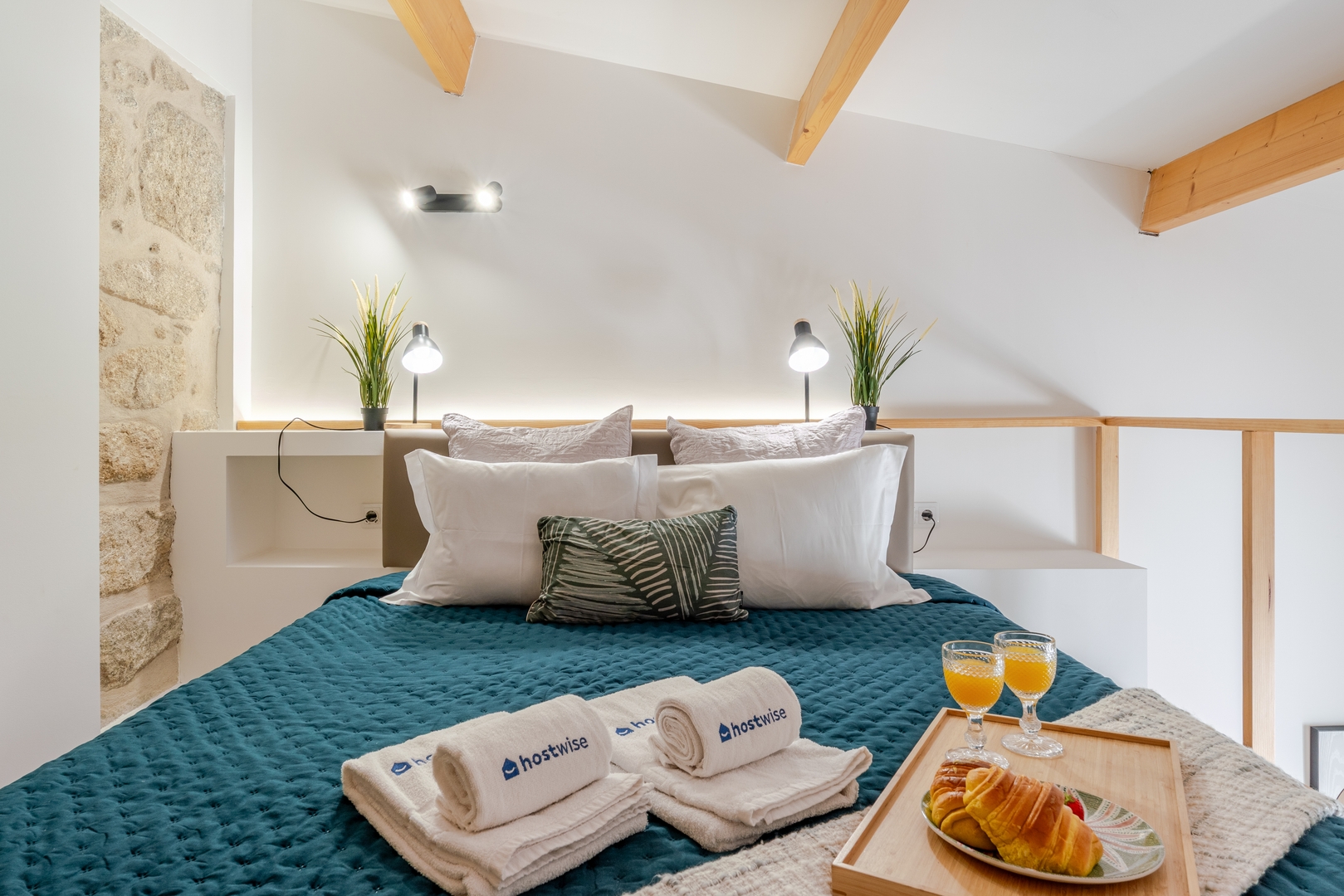 Cozy T1 Flats with Courtyard BBQ by HostWise 42 Host Wise Booking