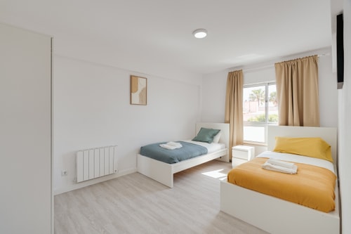 Bright & Family Flat in Paço de Arcos by HostWise Host Wise Booking