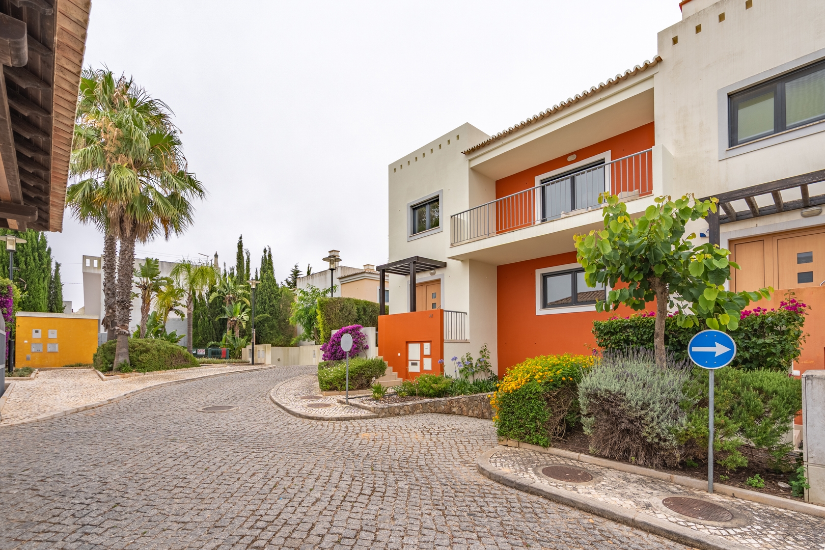 Grand Villa w/ Garden, Pool & Jacuzzi by HostWise 46 Host Wise Booking