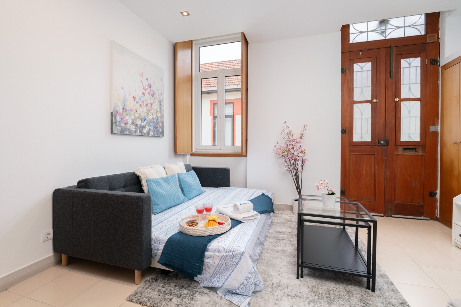 Traditional House with Terrace by HostWise 18 Host Wise Booking