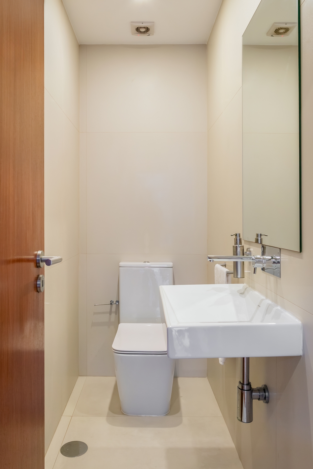 Bright & Spacious Flat by Host Wise 34 Host Wise Booking