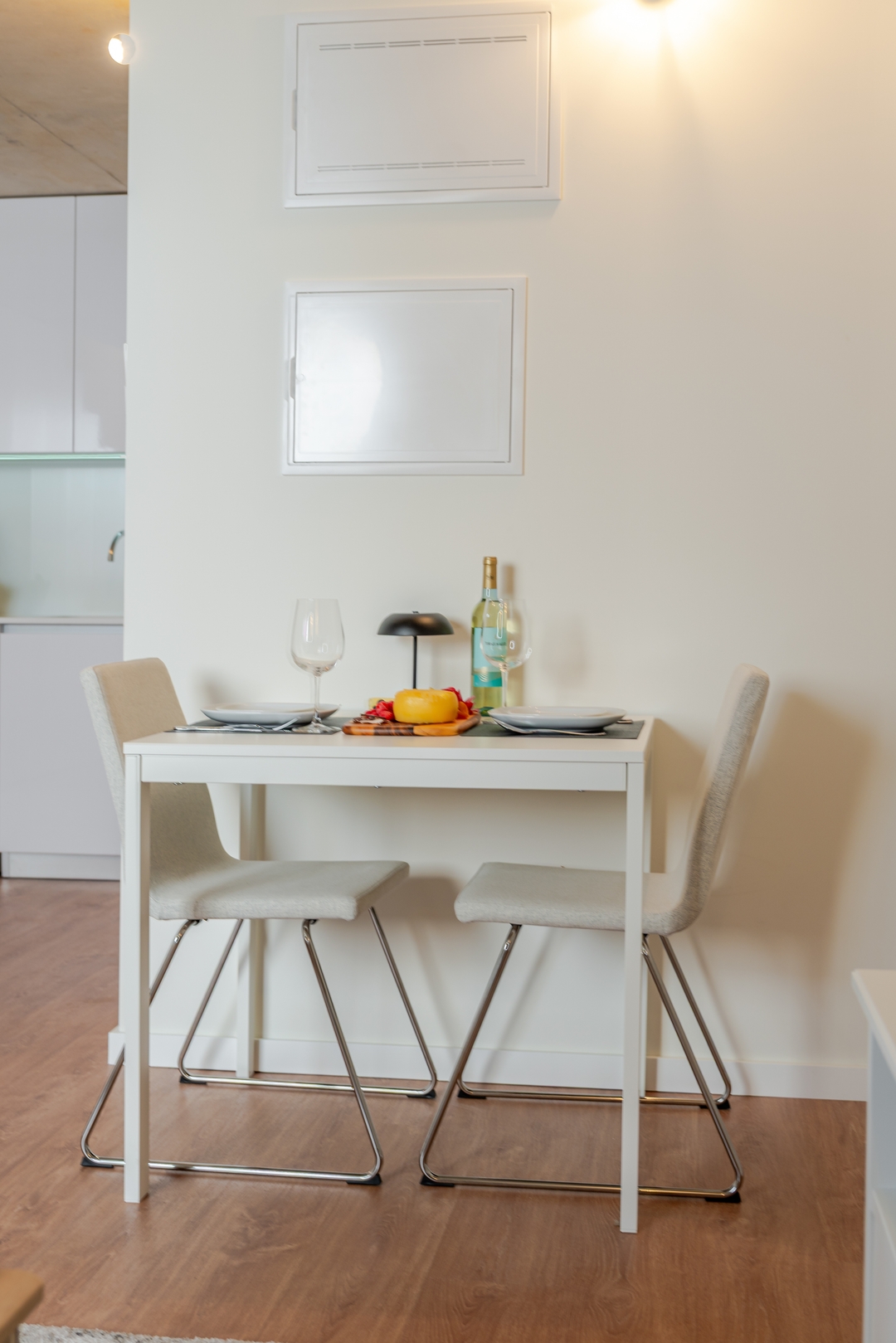 Premium Apartment with Garage by HostWise 21 Host Wise Booking