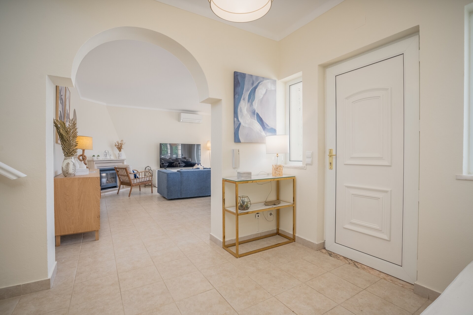 Host Wise - Luxurious Pool & Jacuzzi Hideaway 26 Host Wise Booking