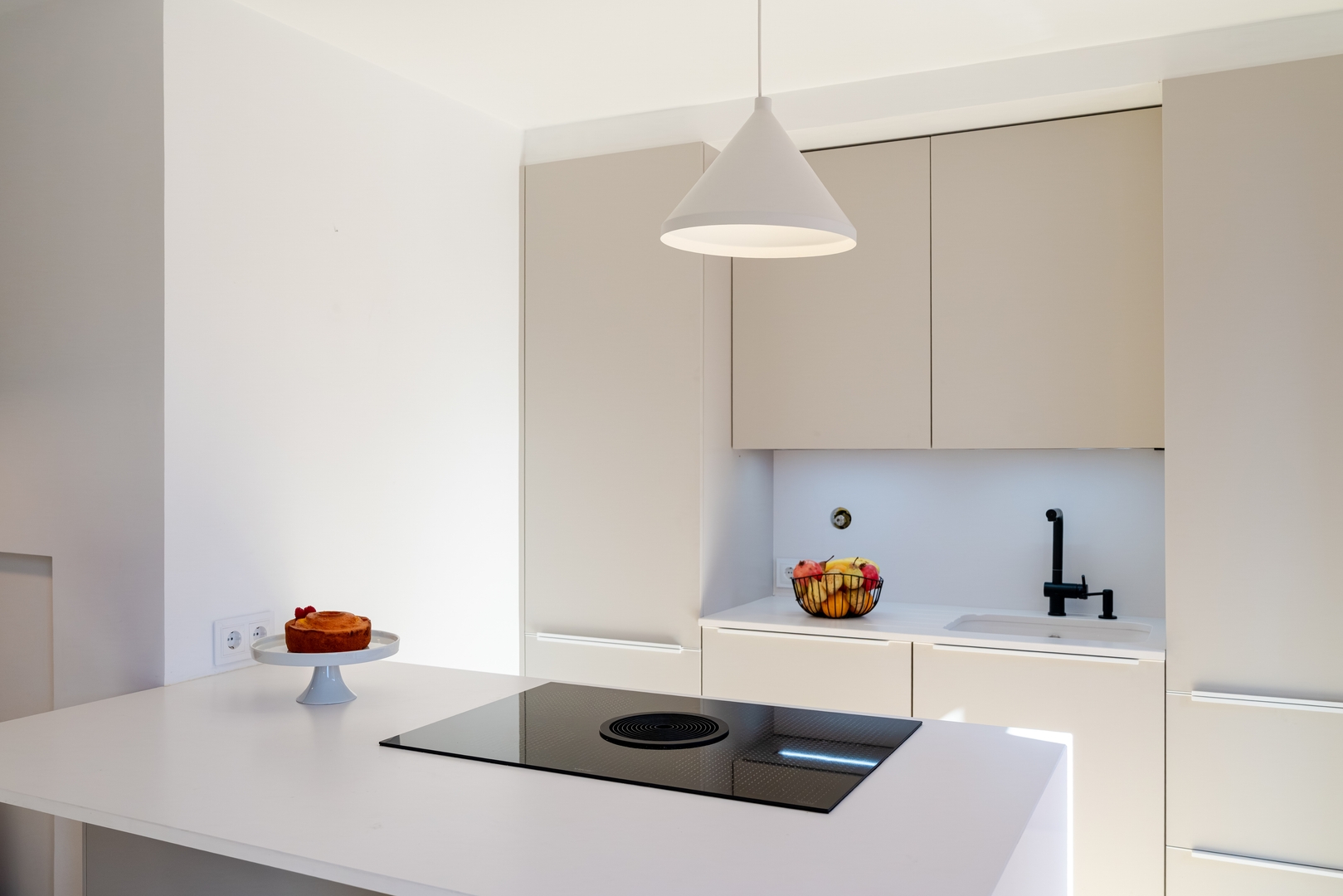 Stylish Open-Plan Flat with Swimming Pool by HostWise 15 Host Wise Booking