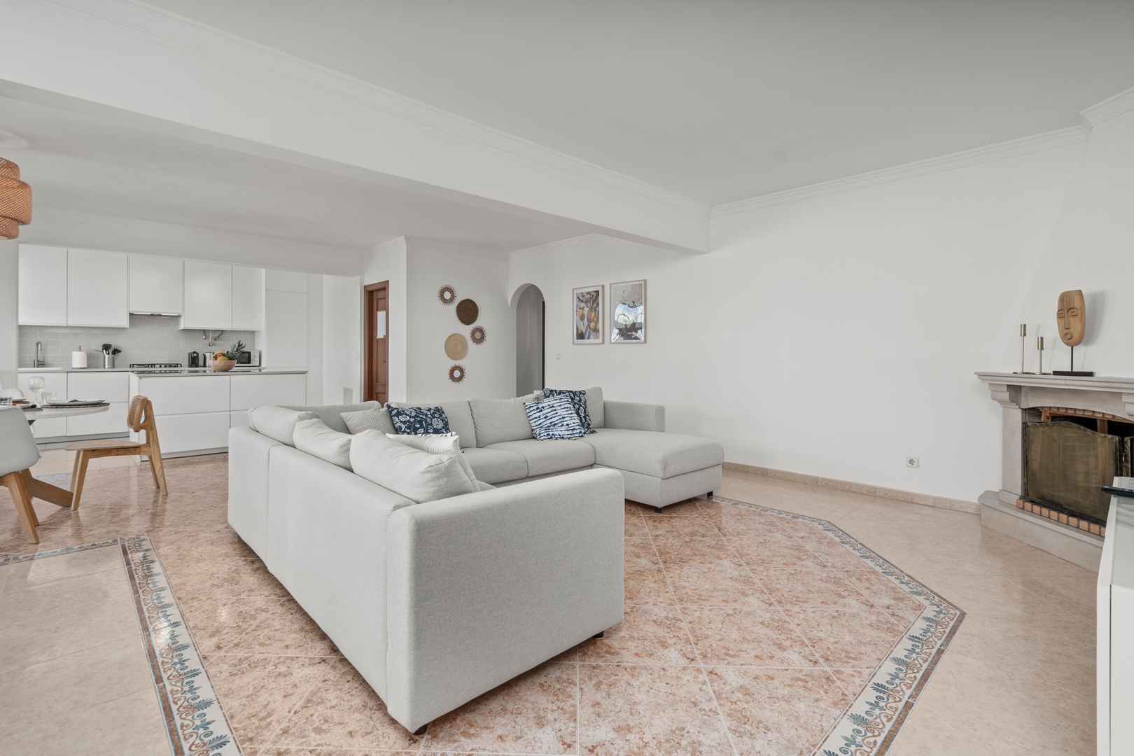 Elegant Flat with Pool & Balcony by HostWise 13 Host Wise Booking