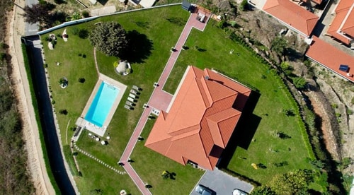 HostWise – Douro View Villa w/ 10 Suites & Pool Host Wise Booking