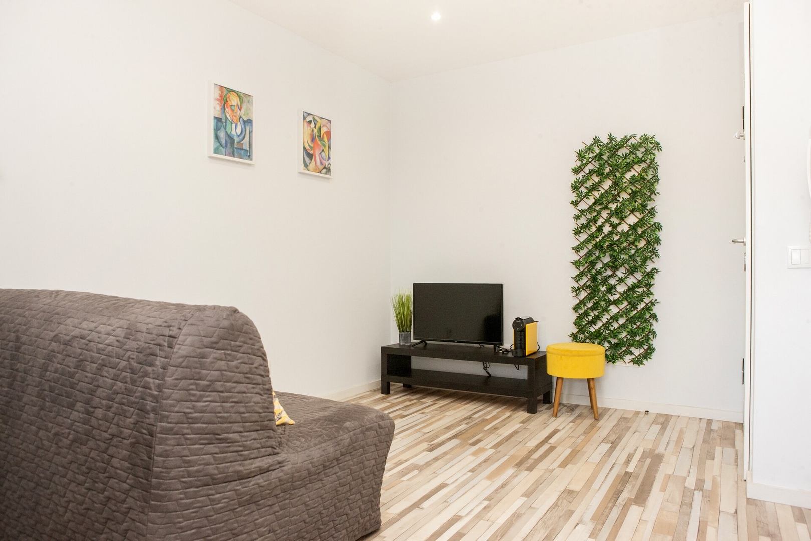 Charming Urban Flat w/ Balcony by HostWise 13 Host Wise Booking
