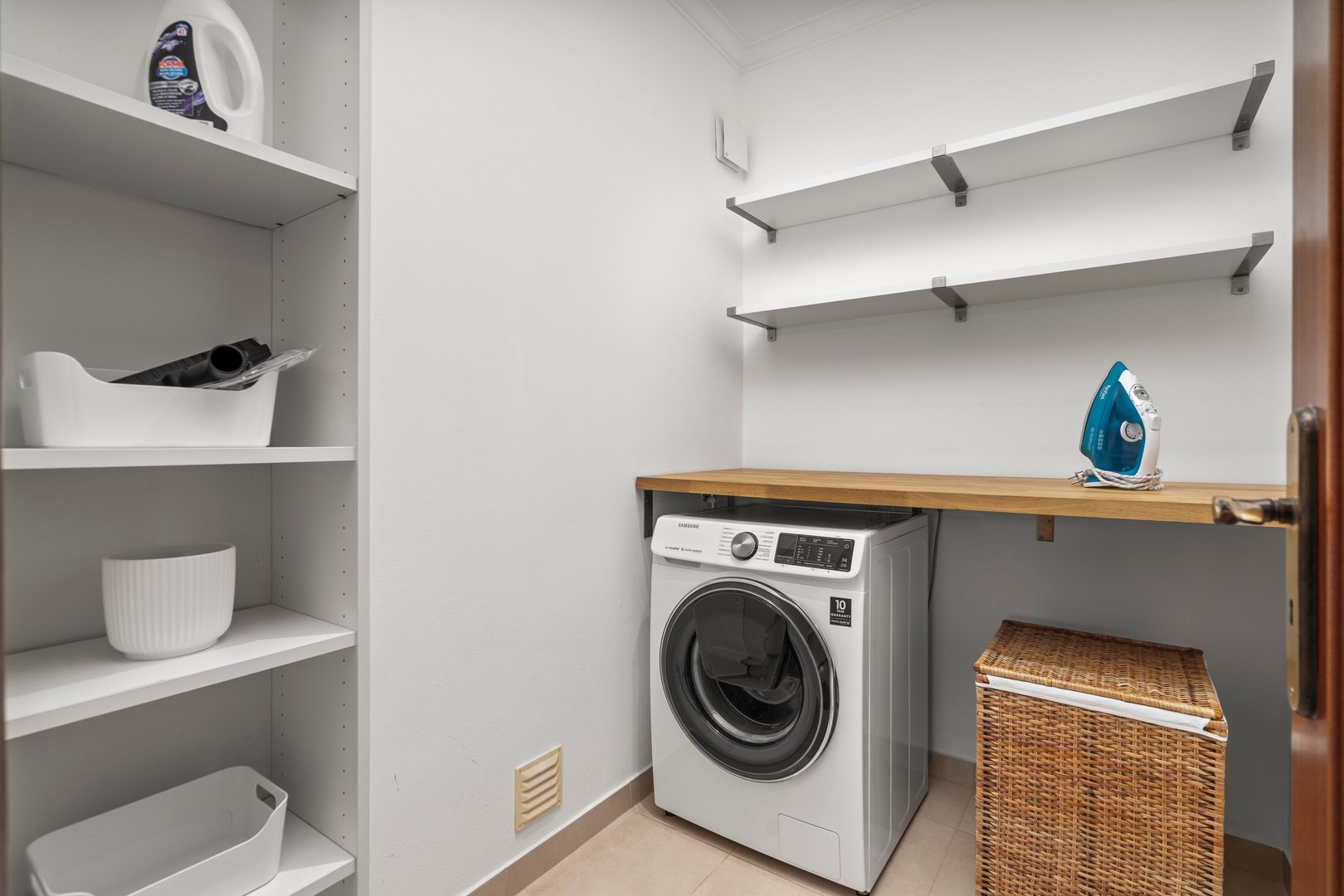 Elegant Flat with Pool & Balcony by HostWise 21 Host Wise Booking