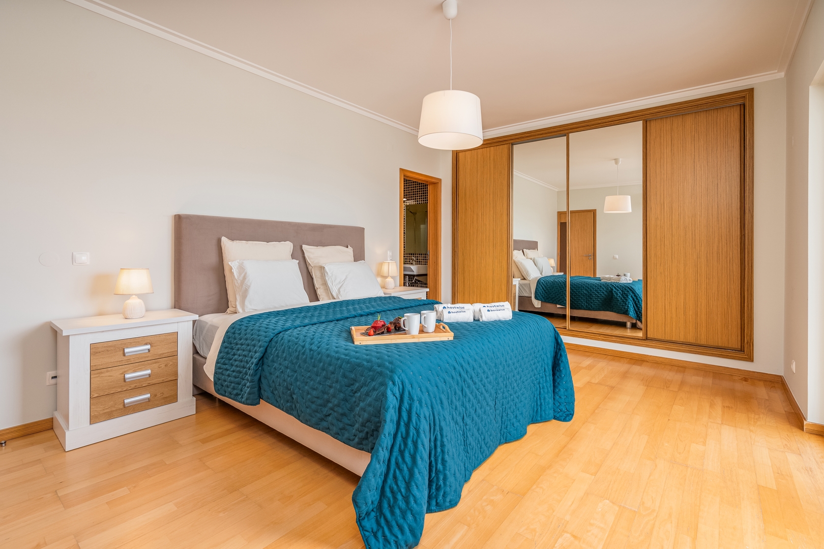 Grand Villa w/ Garden, Pool & Jacuzzi by HostWise 2 Host Wise Booking