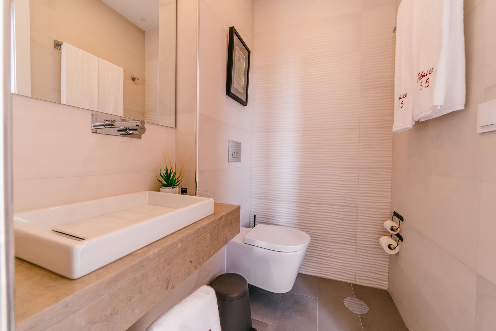 Comfy Apartments | Clérigos by HostWise 38 Host Wise Booking