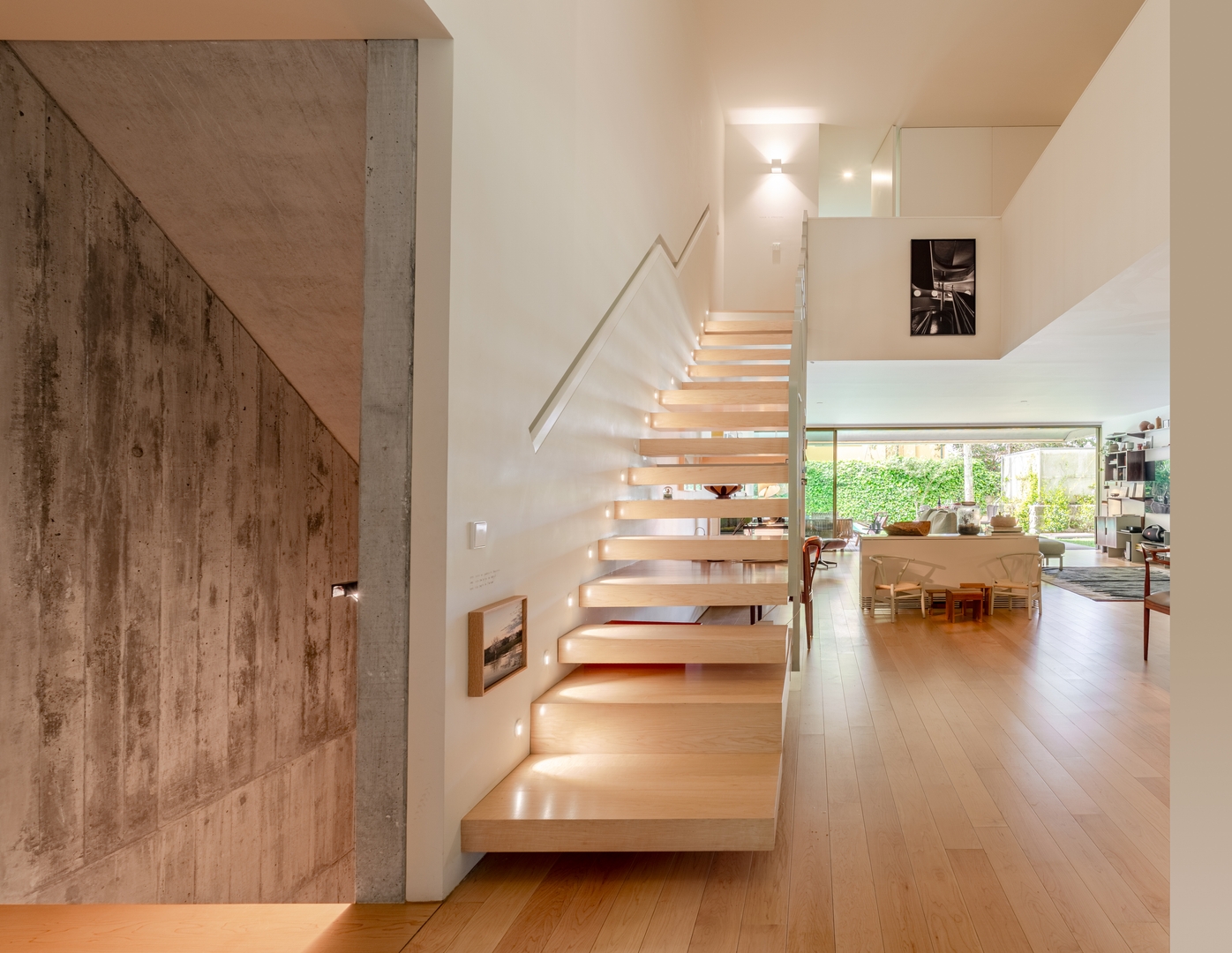 Grand Villa w/ Pool, Garden & Garage by HostWise 32 Host Wise Booking