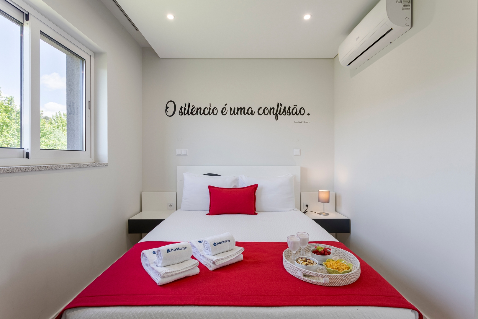 HostWise - 10BR Douro Villa with Pool 50 Host Wise Booking