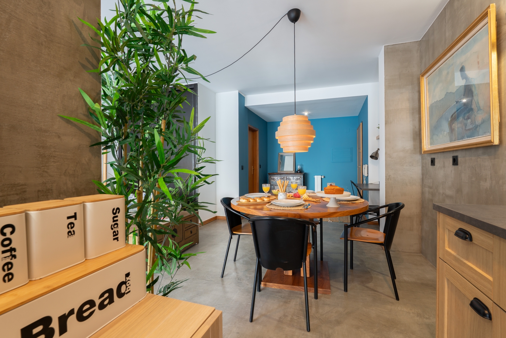 HostWise – Modern Flat w/ Terrace | Near the Beach 25 Host Wise Booking