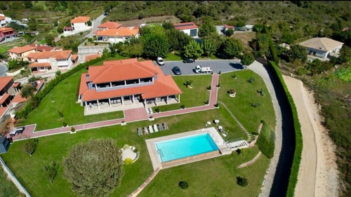 HostWise – Douro View Villa w/ 10 Suites & Pool Host Wise Booking
