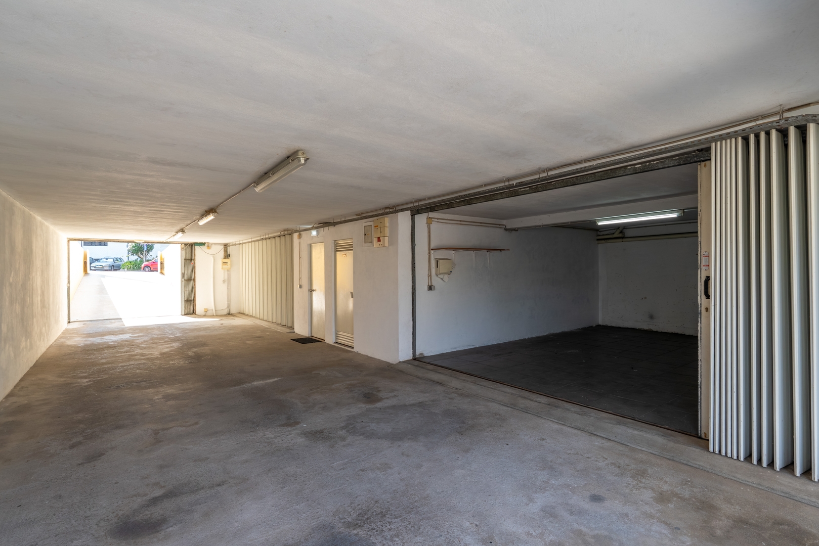 Bright Flat with Balcony & Garage by HostWise 41 Host Wise Booking