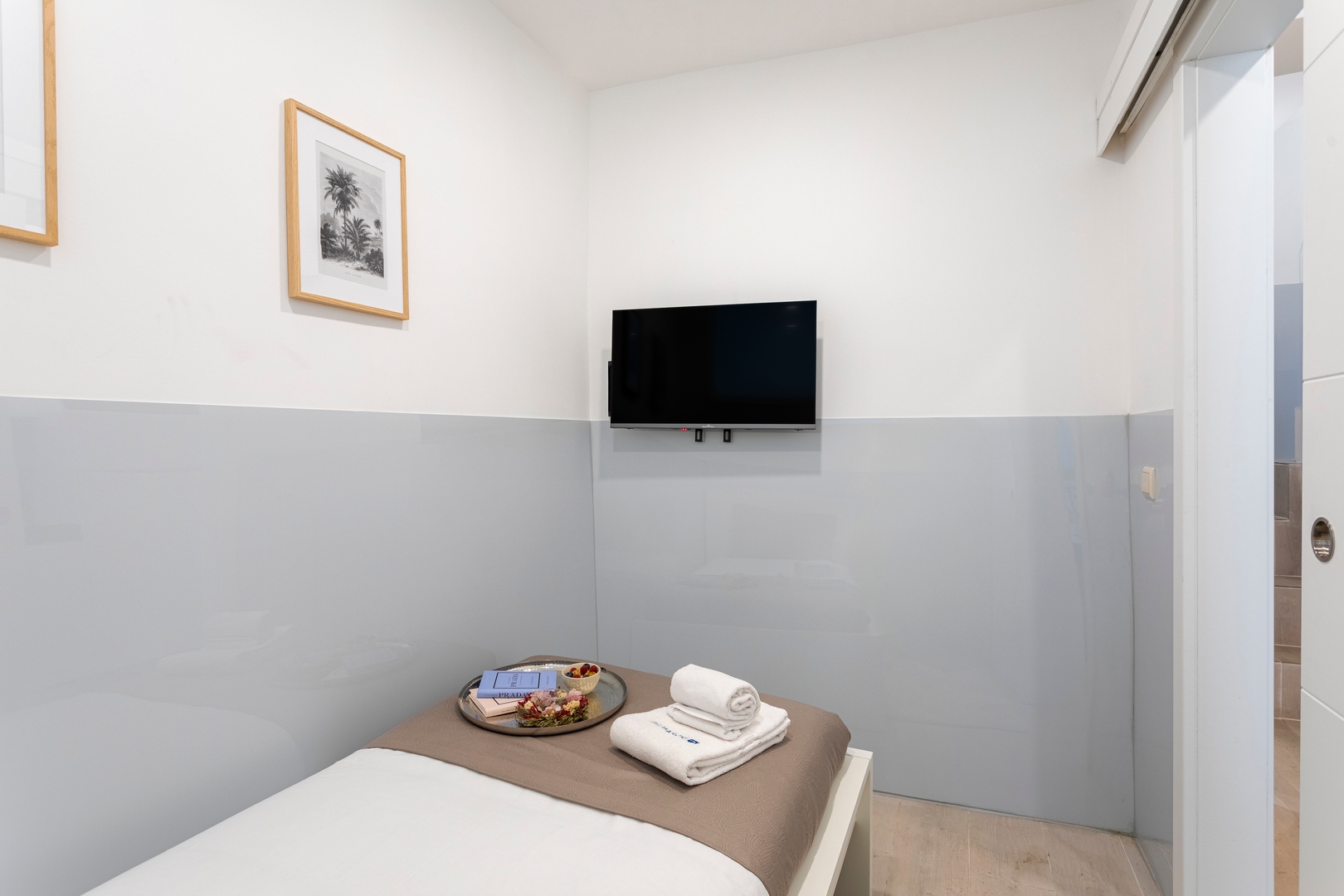 Modern & Authentic Retreat by HostWise 10 Host Wise Booking