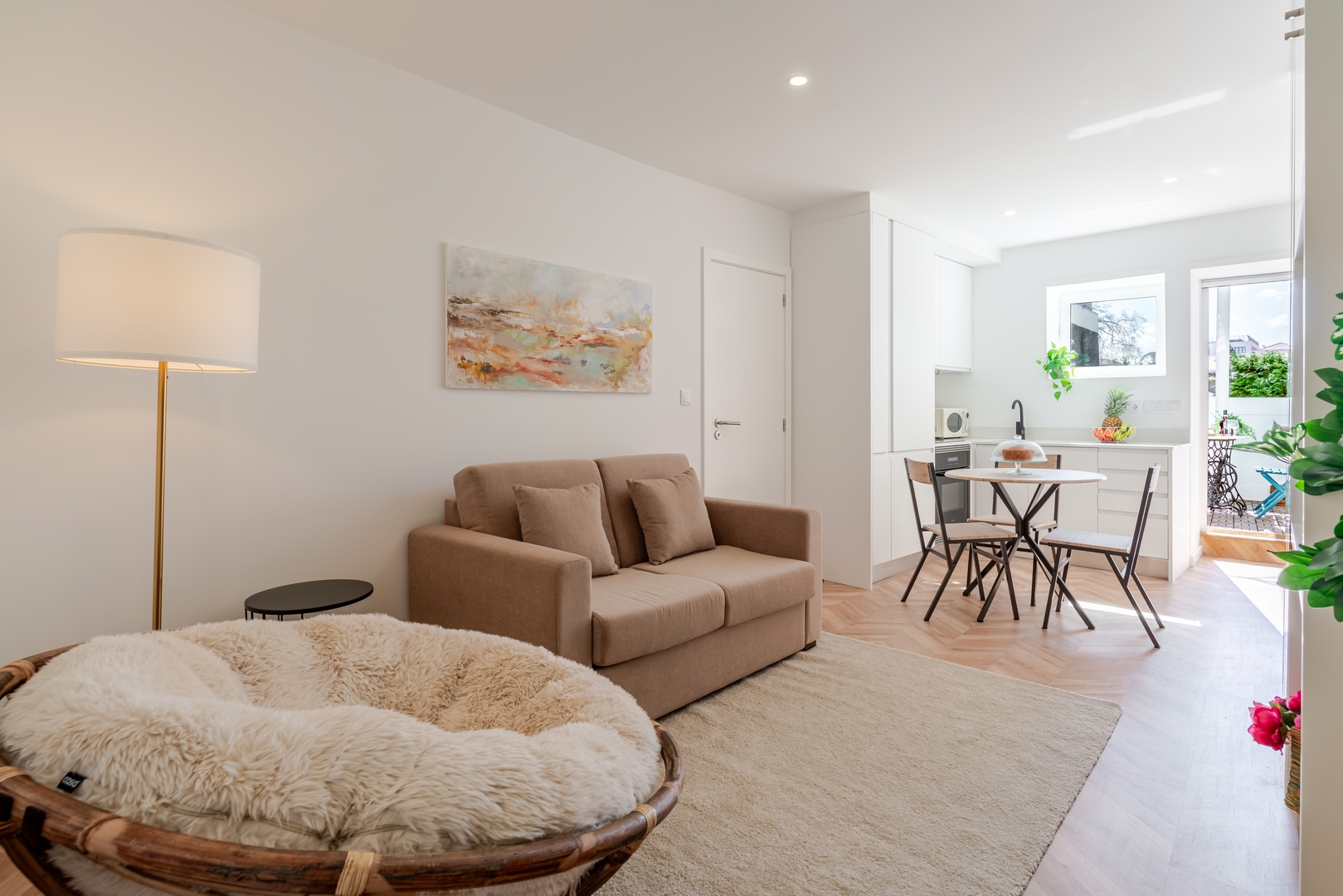 HostWise - Stylish Studio w/ Charming Terrace Host Wise Booking