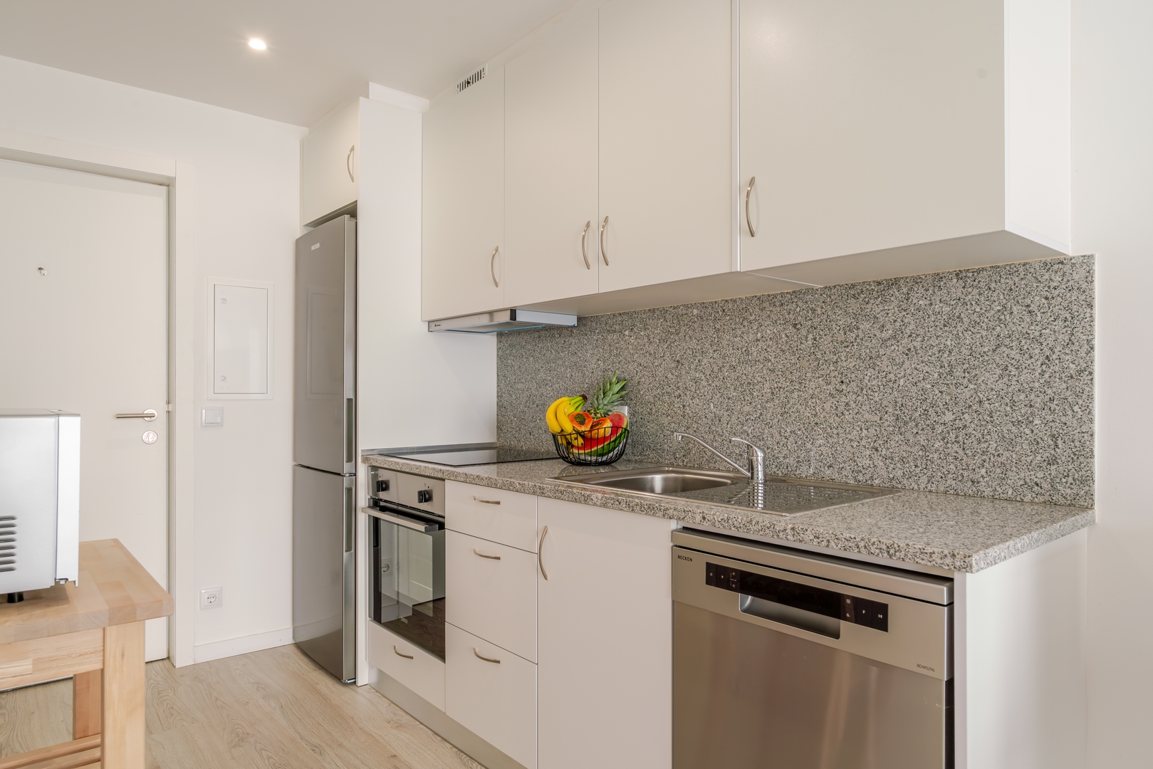 Terrace Studios & Bright Duplex by HostWise 26 Host Wise Booking