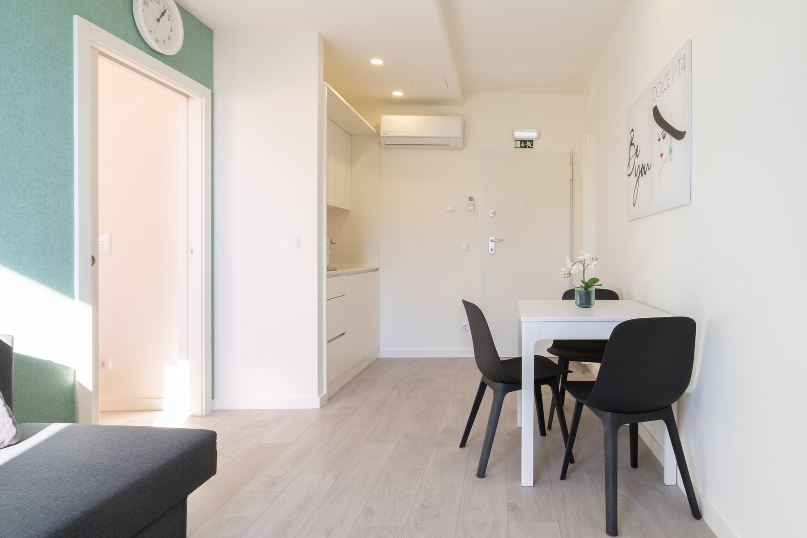 3 Cozy Flats with Private Patios by HostWise 22 Host Wise Booking