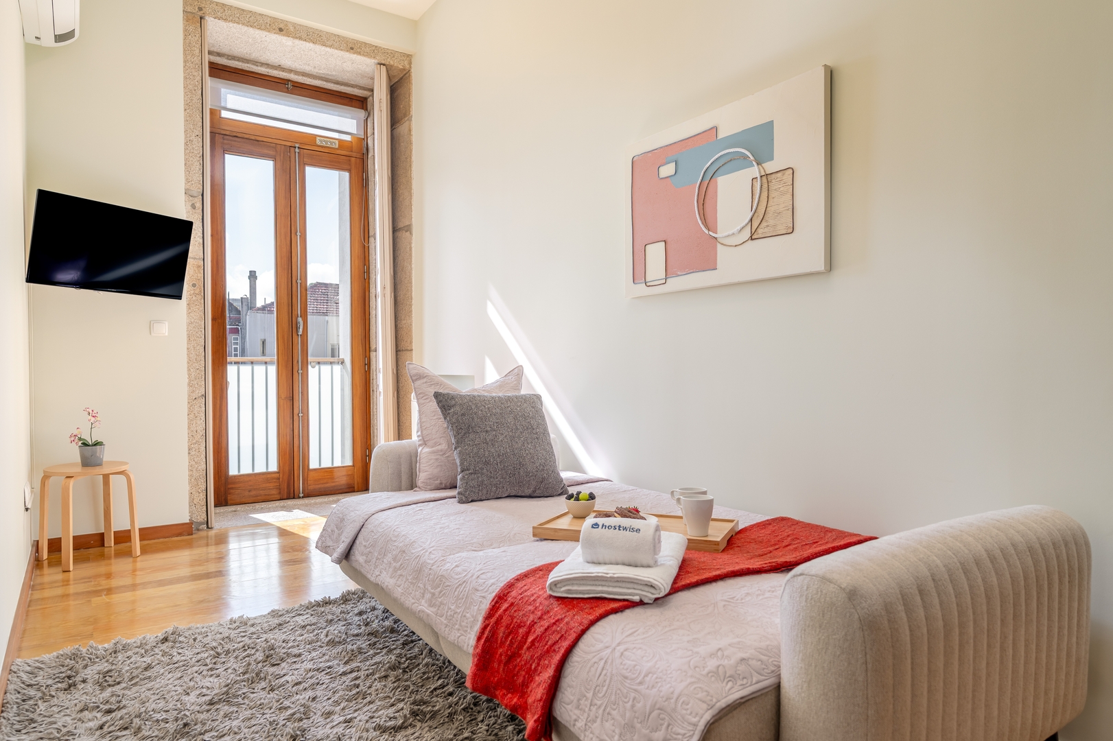 Twin Picaria Balcony Suites by HostWise 10 Host Wise Booking