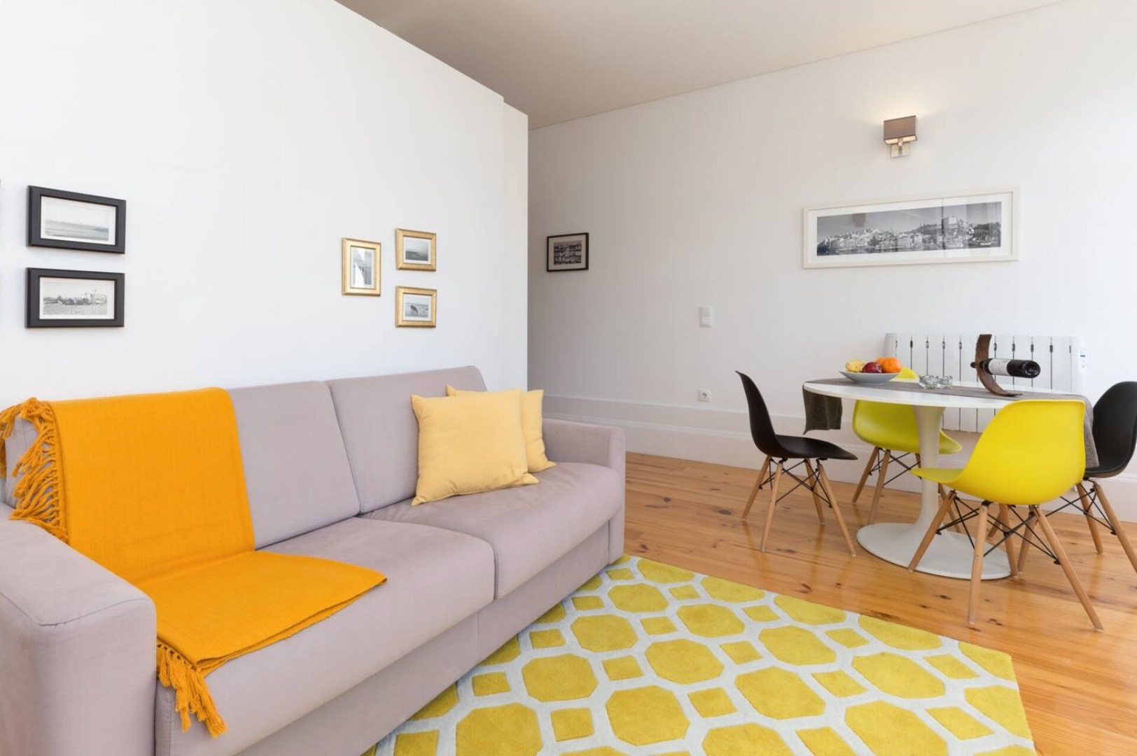 Central Sunny Flat - Prime Location by HostWise 14 Host Wise Booking