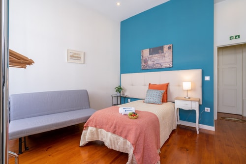 Cozy Sunny Flat | City Center by HostWise Host Wise Booking
