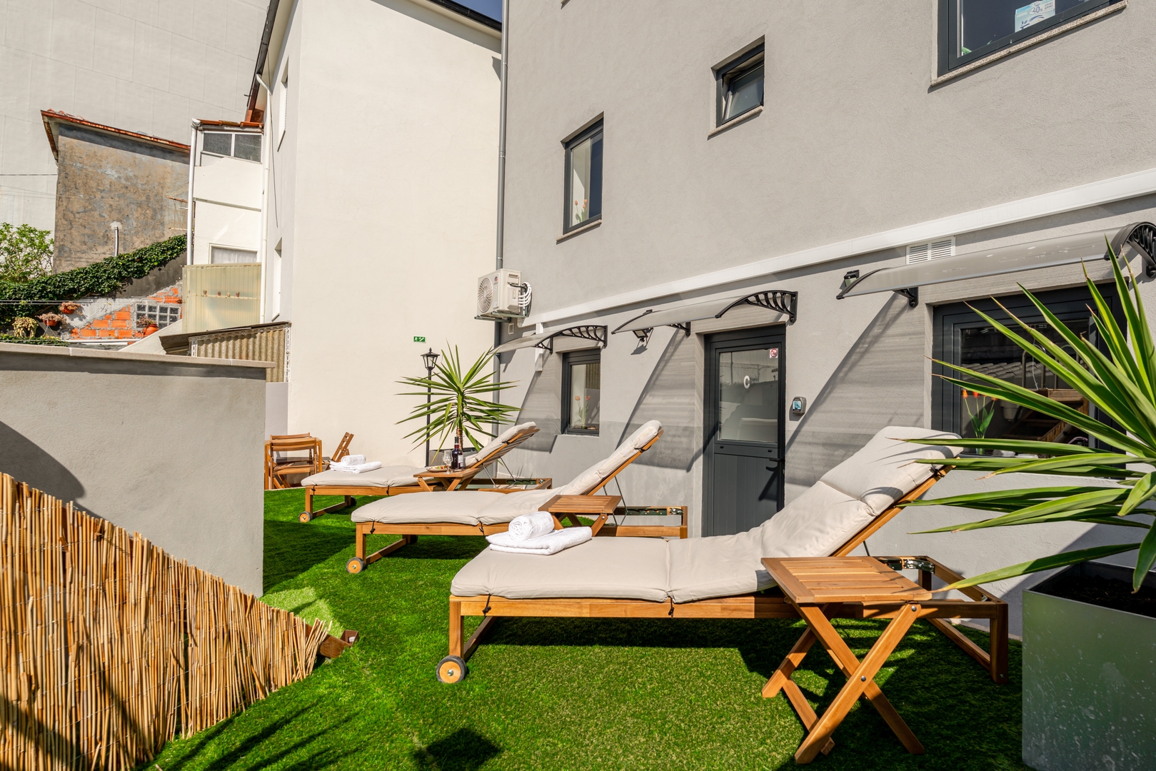 Poolside Duo Retreat, Silva Brinco by HostWise 6 Host Wise Booking