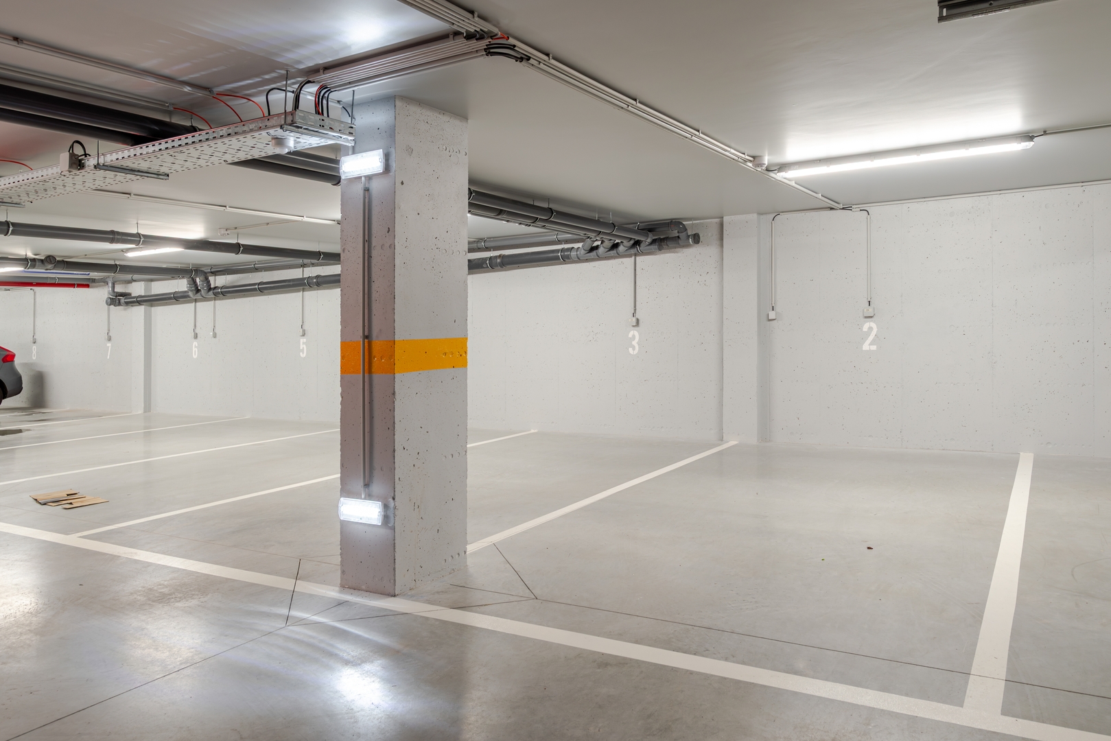 HostWise - Stylish Flat with Terrace & Garage 36 Host Wise Booking