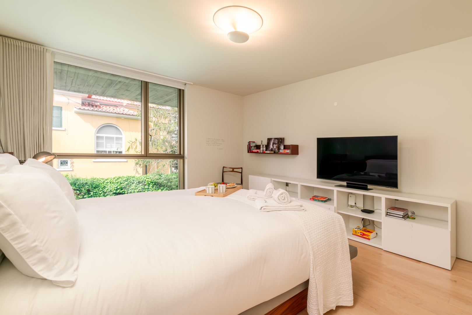 Grand Villa w/ Pool, Garden & Garage by HostWise 6 Host Wise Booking