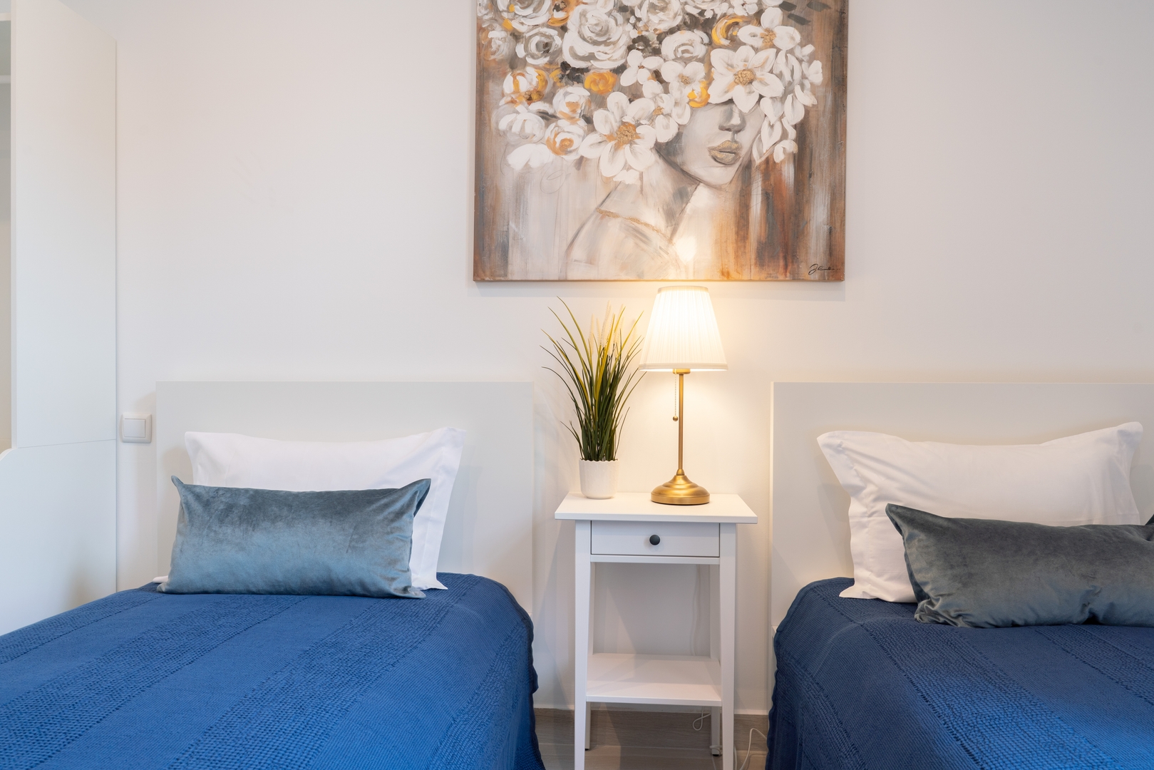 Traditional House with Terrace by HostWise 15 Host Wise Booking