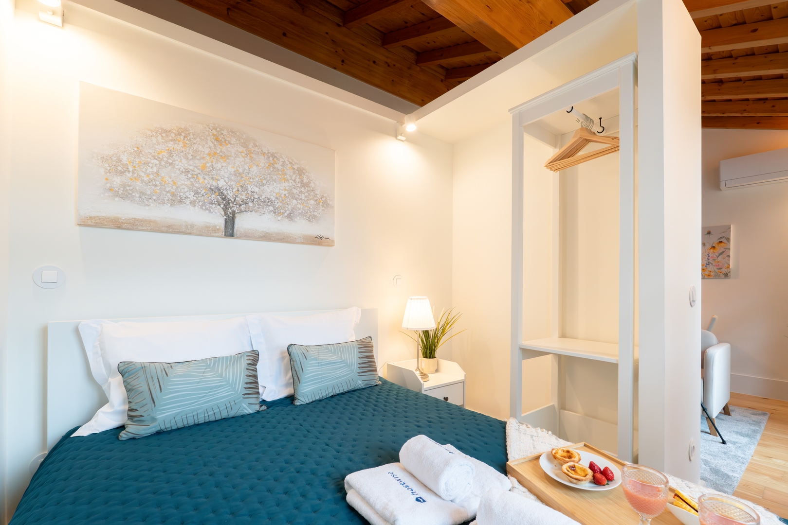 Spacious & Family Flats by HostWise 16 Host Wise Booking