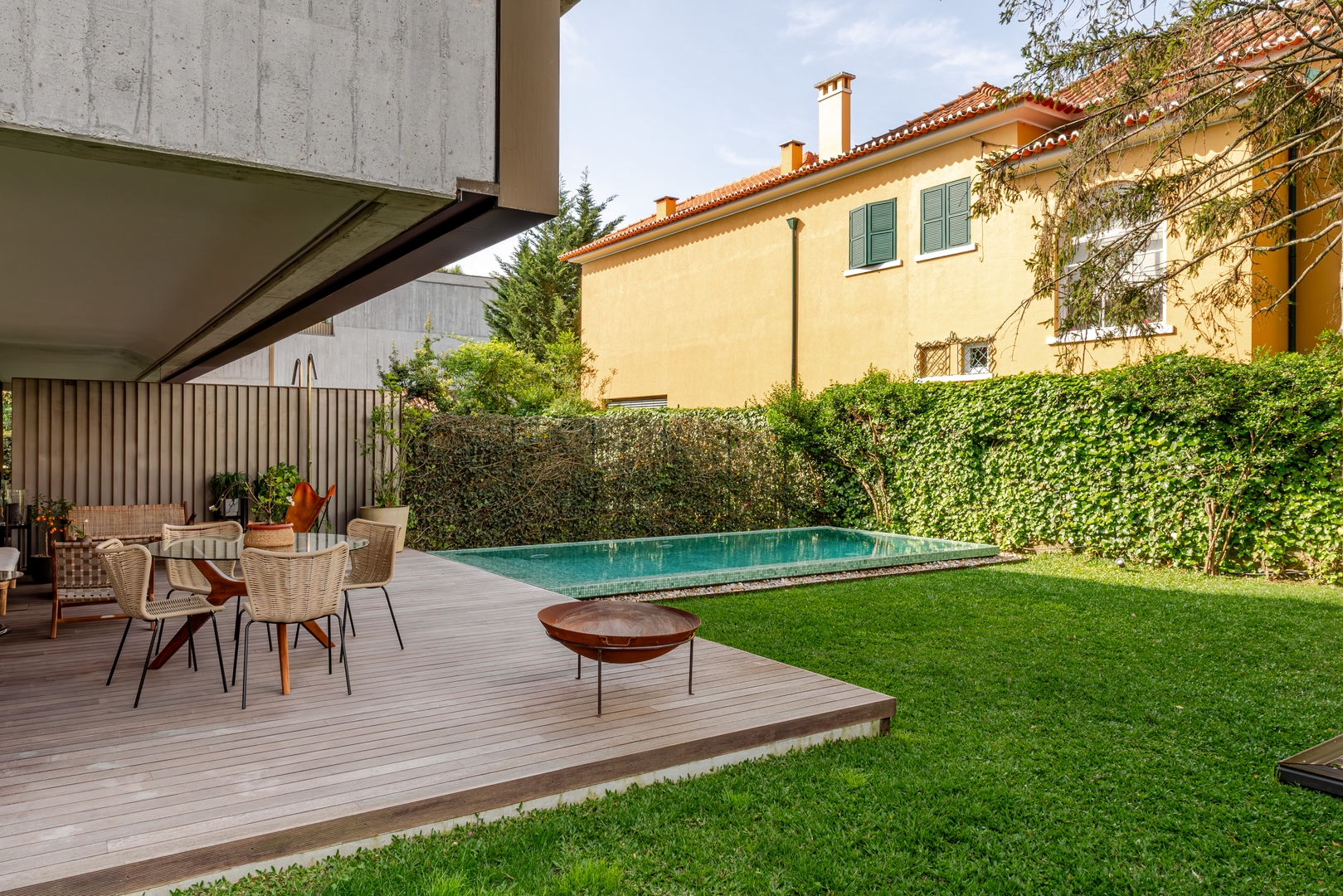 Grand Villa w/ Pool, Garden & Garage by HostWise 46 Host Wise Booking