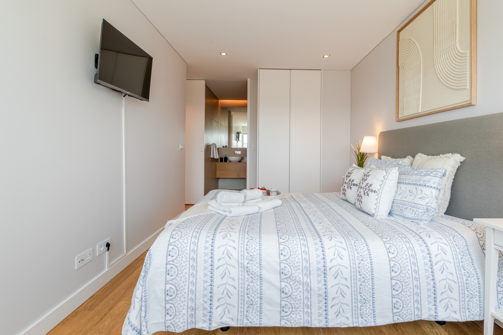 Stylish Home with Balcony & Garage by HostWise 8 Host Wise Booking