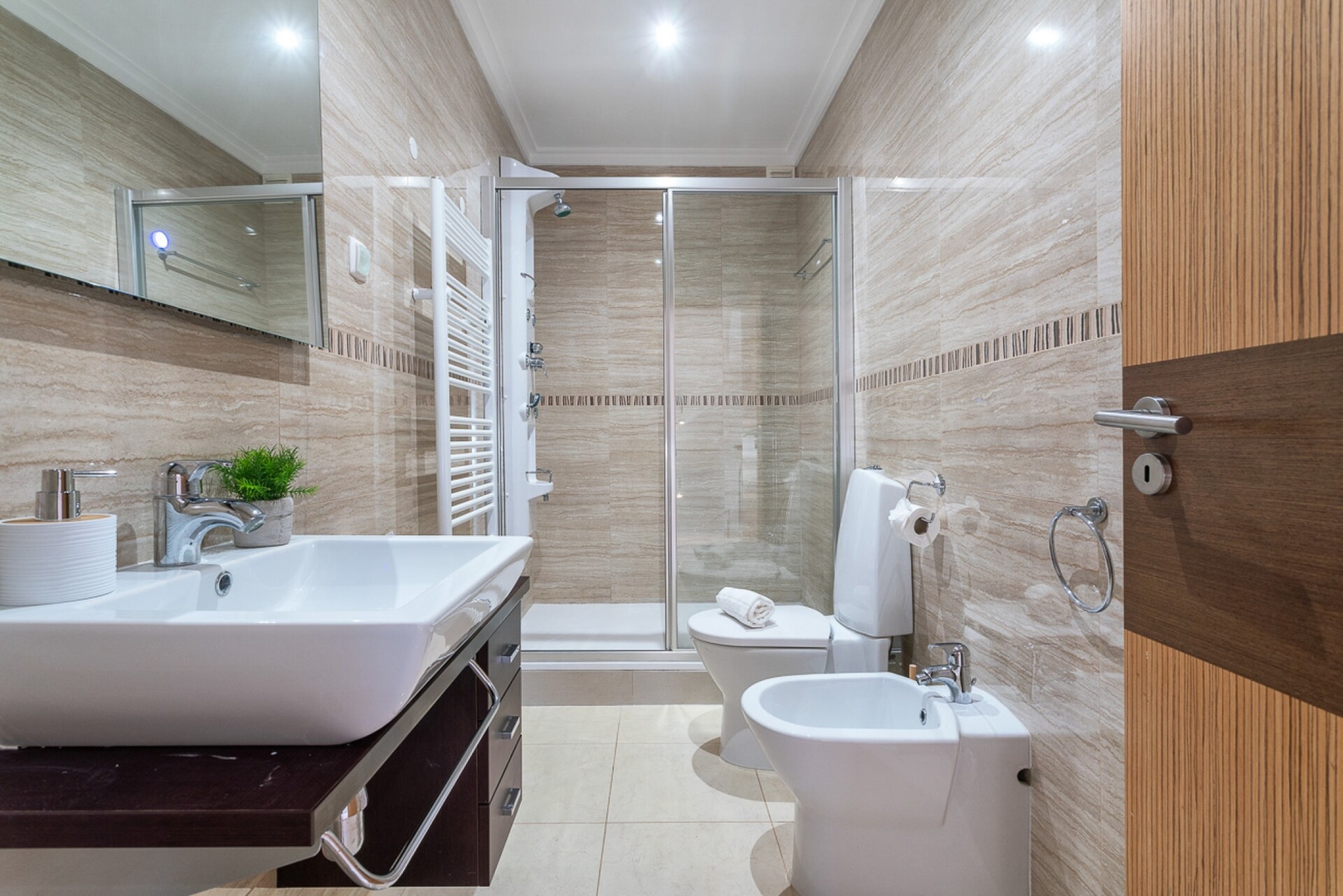Host Wise - Deluxe House | Pool & Jacuzzi 32 Host Wise Booking