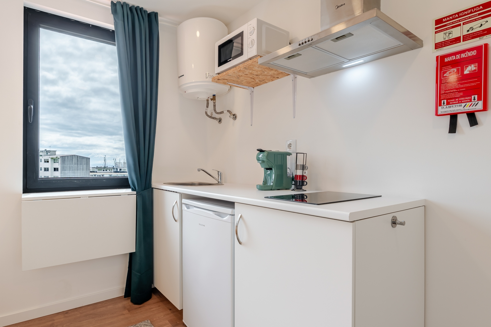 HostWise - Airy & Bright Studio 1 Host Wise Booking