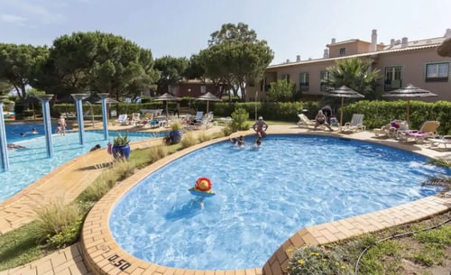 HostWise - Amazing Duplex w/ Stunning Pool Host Wise Booking