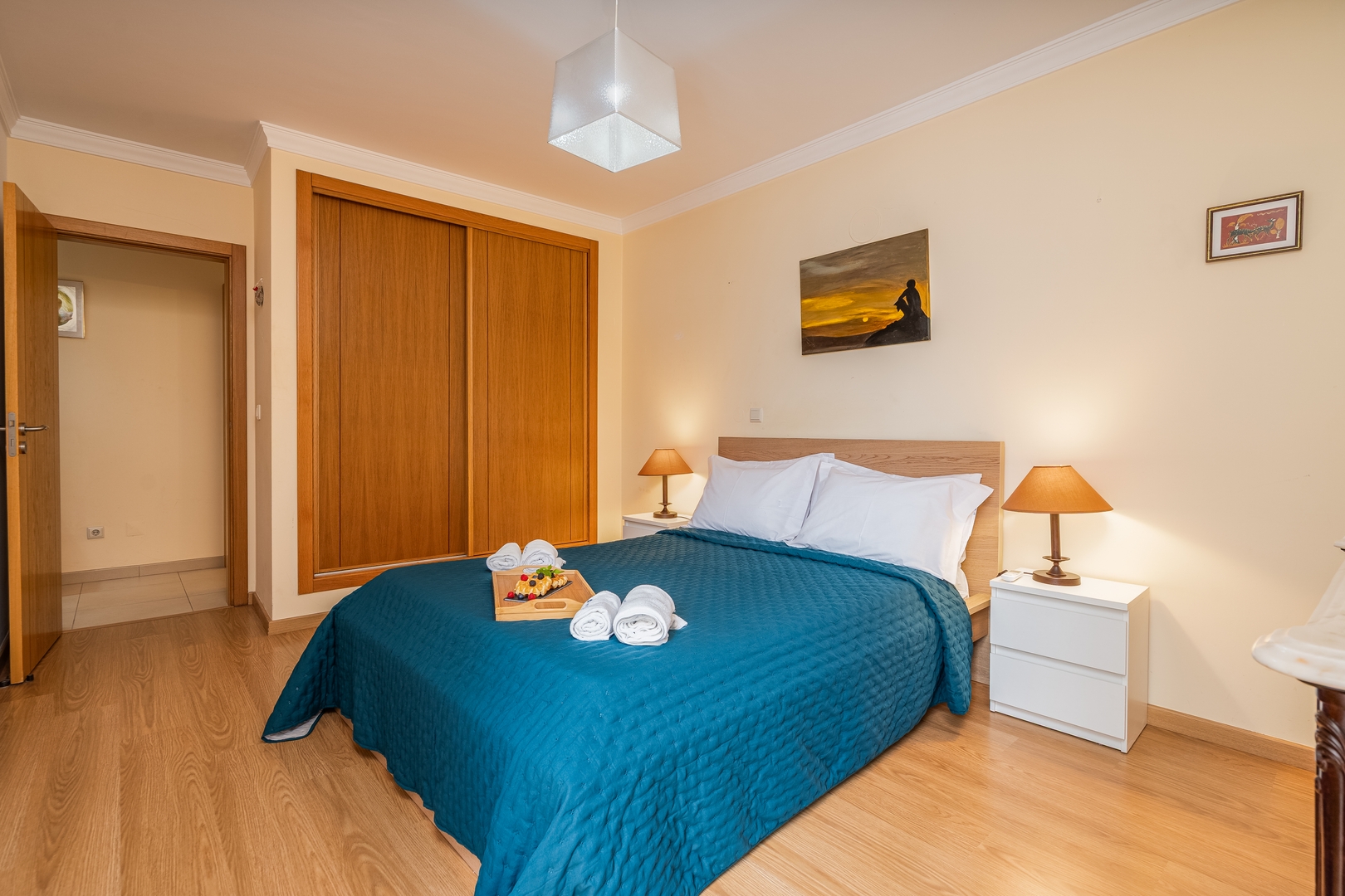 Bright & Spacious Flat by HostWise 5 Host Wise Booking