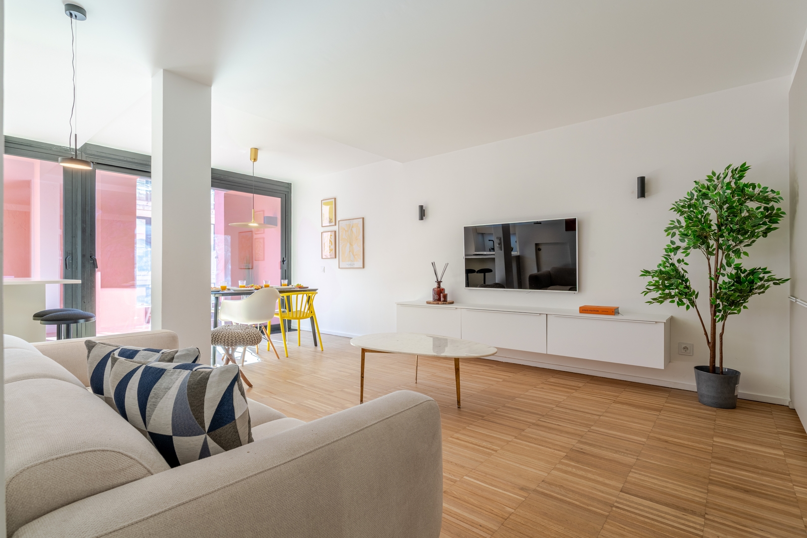 Stylish Open-Plan Flat with Swimming Pool by HostWise 5 Host Wise Booking